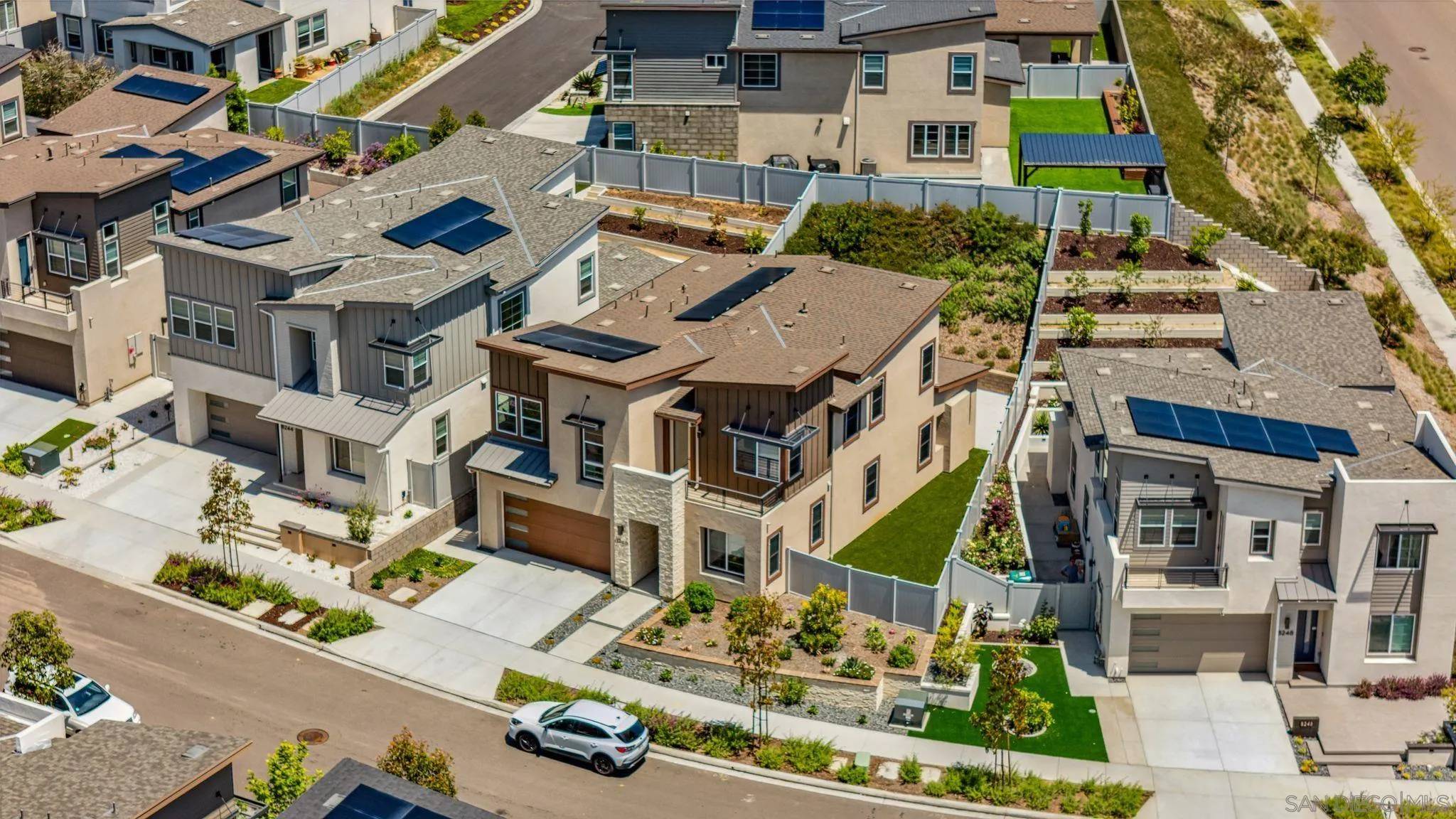 San Diego, CA 92126,8246 Rose Quartz Cir