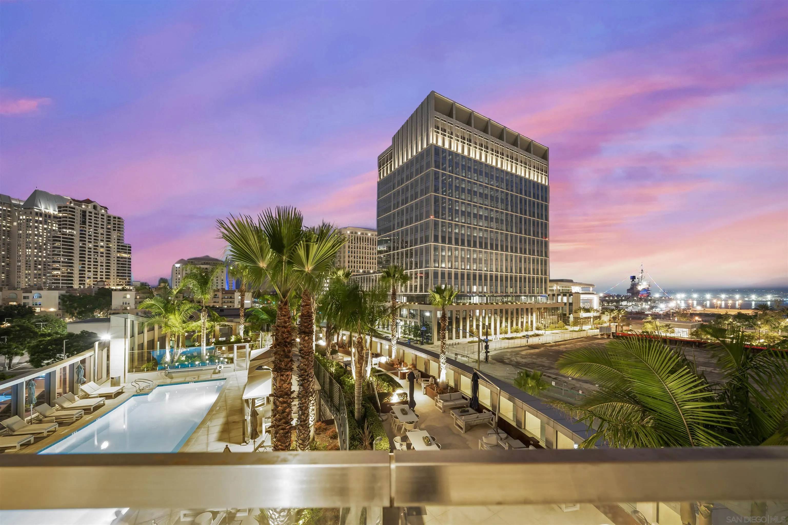 San Diego, CA 92101,888 W E St #603