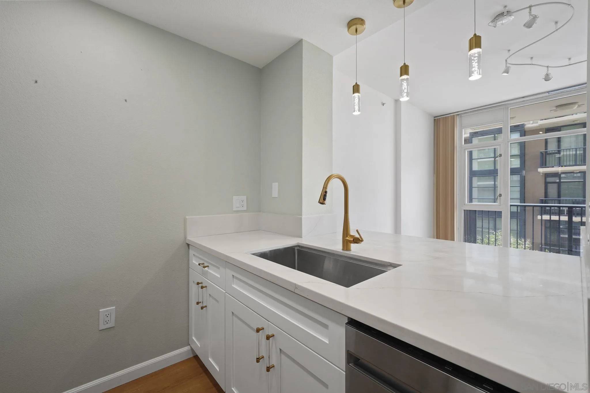 San Diego, CA 92101,530 K Street #418