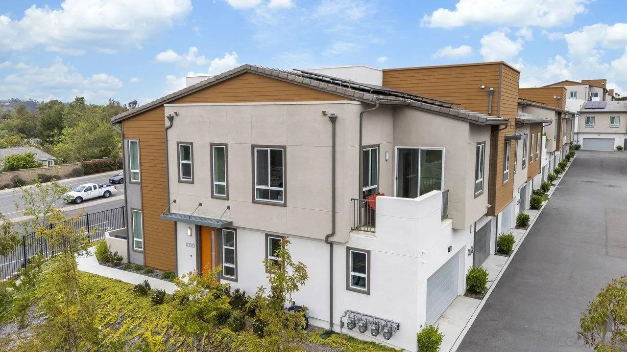 Vista, CA 92081,1050 Kendale Way