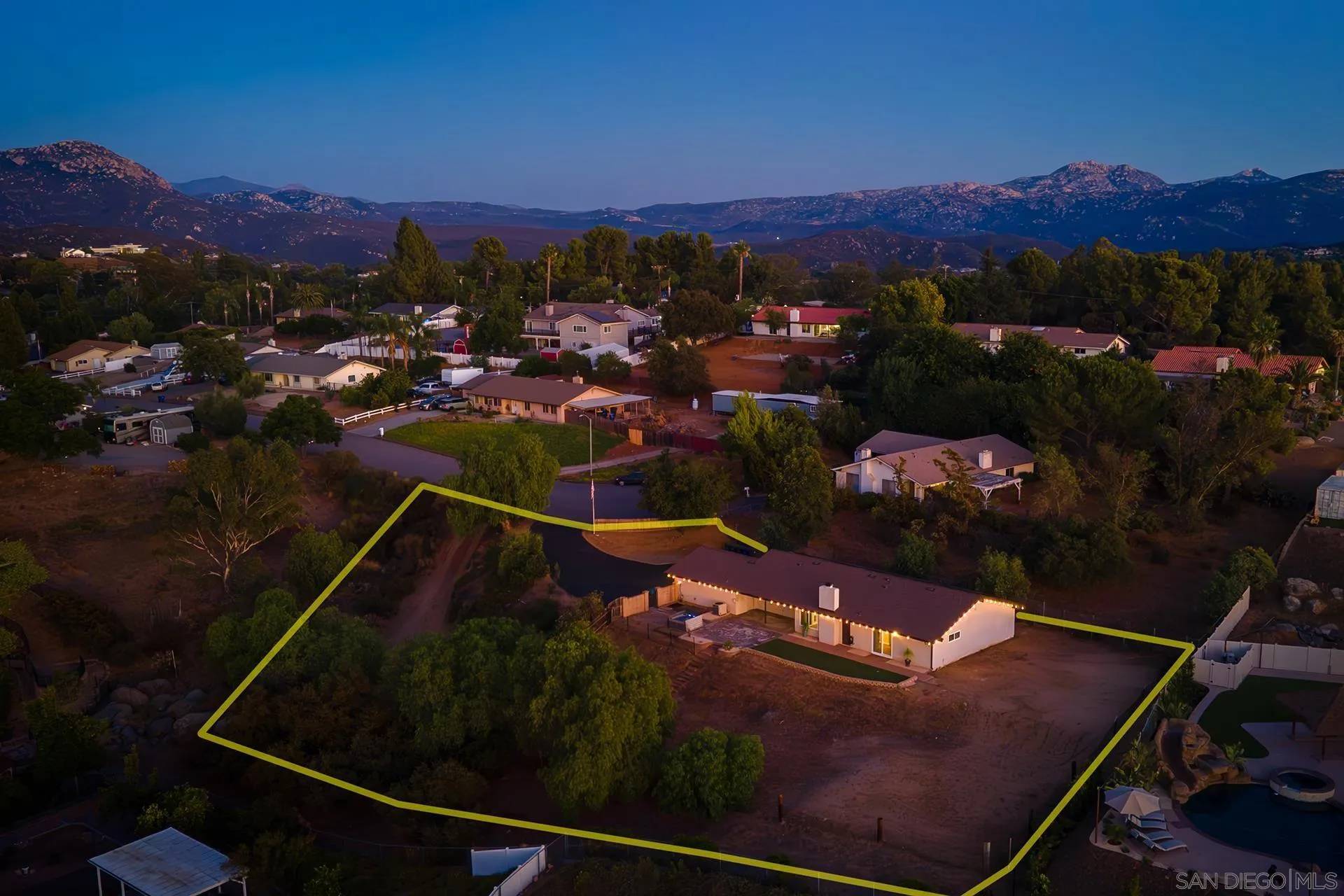 Alpine, CA 91901,2410 Kenda Way