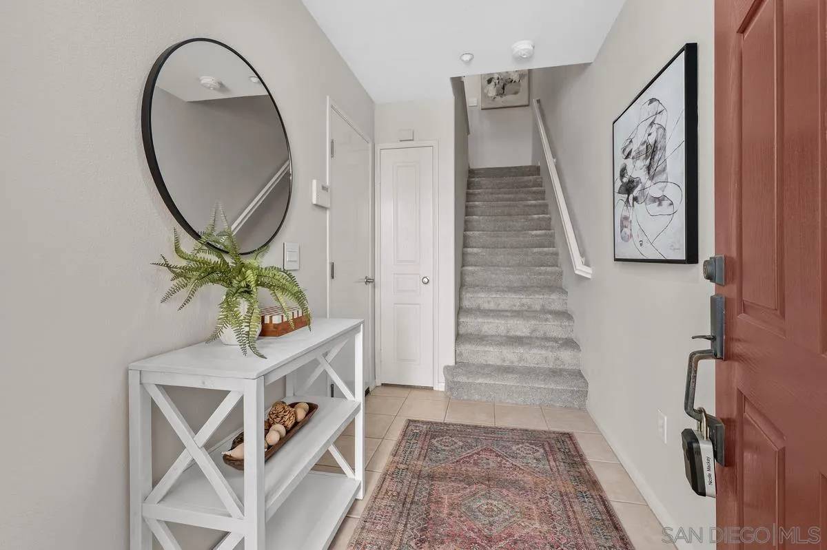 San Diego, CA 92103,1313 Terracina Ln