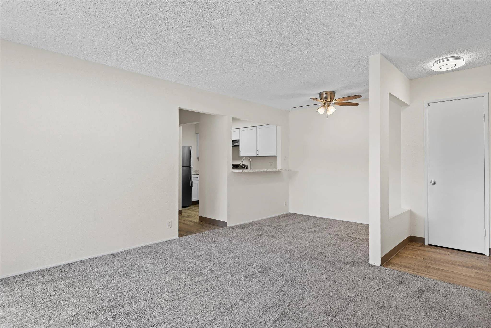 San Diego, CA 92108,1349 Caminito Gabaldon #C