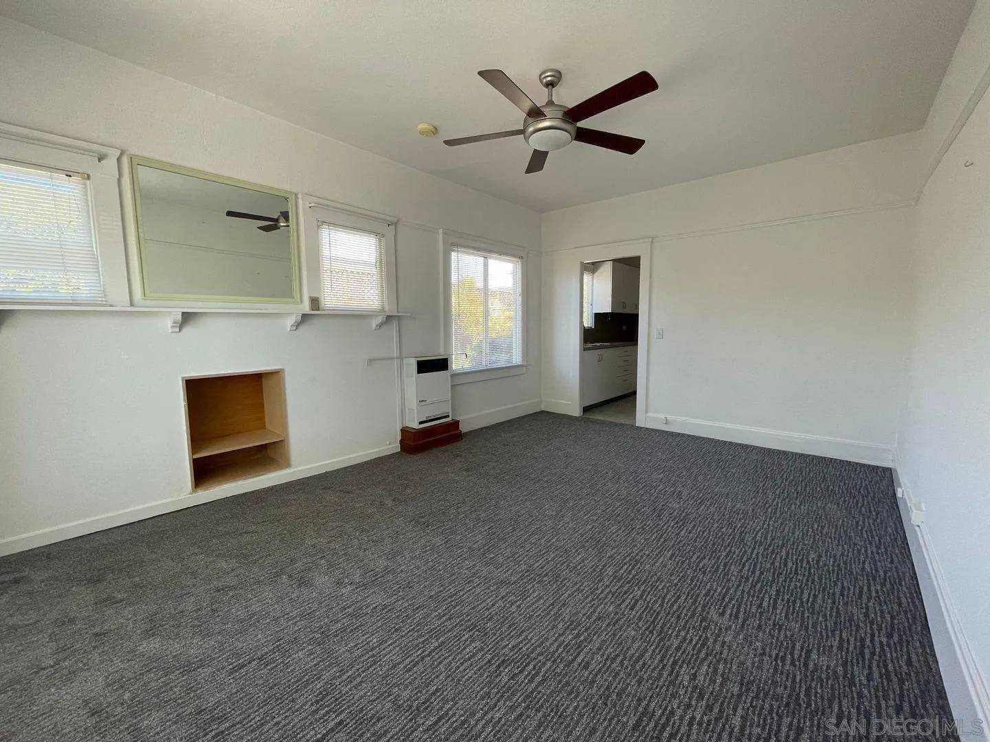 San Diego, CA 92116,2842 Copley Ave