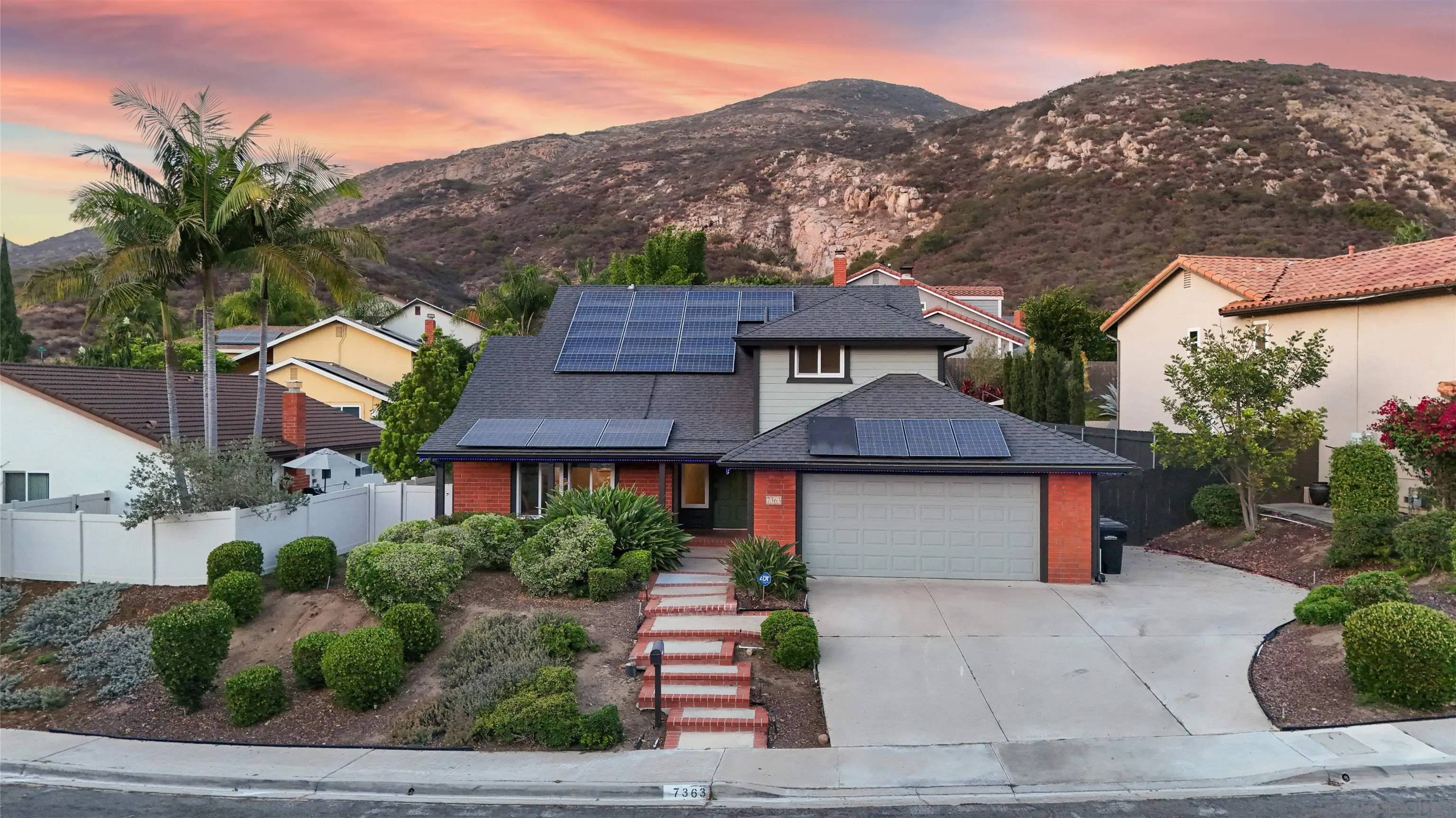 San Diego, CA 92119,7363 Birchcreek Rd