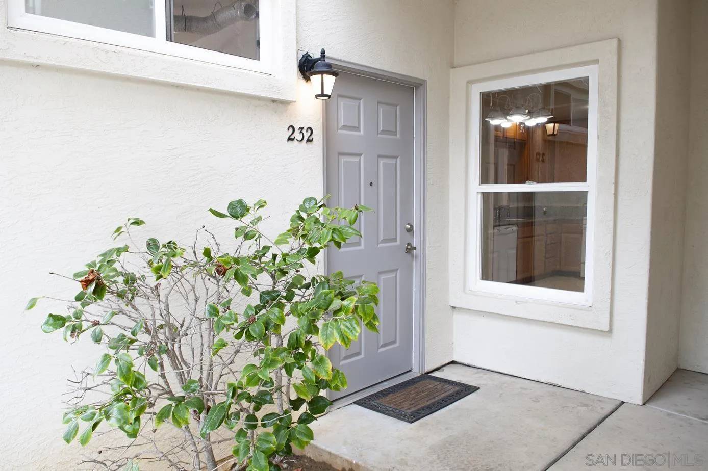 Oceanside, CA 92058,585 Lands End Way #232