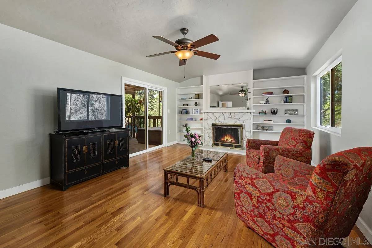 La Mesa, CA 91941,4744 Resmar Rd