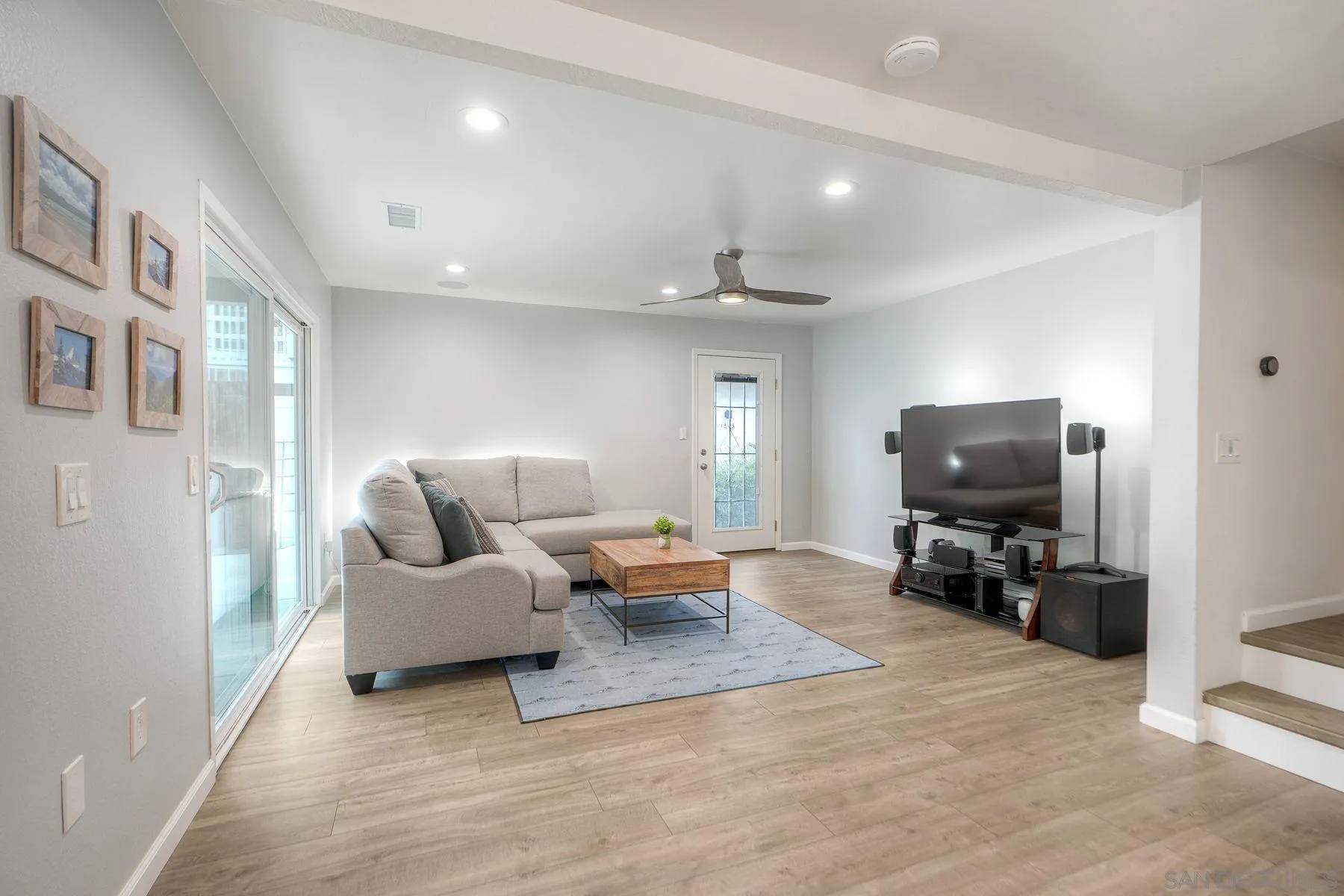 Cardiff, CA 92007,1341 Caminito Septimo