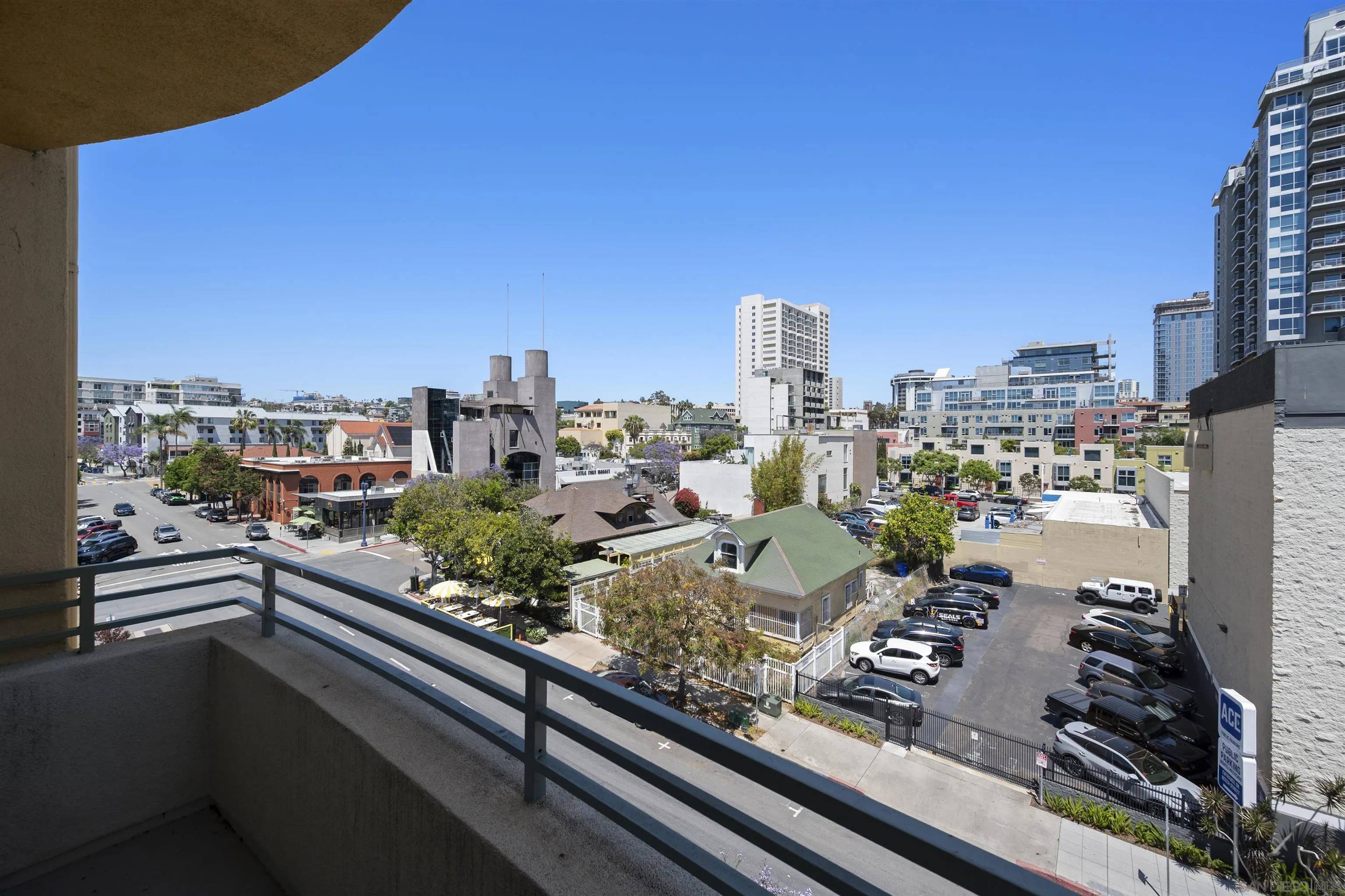 San Diego, CA 92101,1501 India St #605