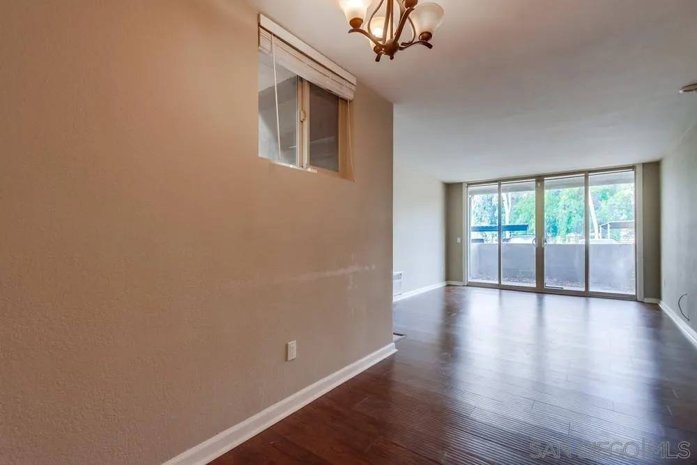 Escondido, CA 92026,1350 N Escondido Blvd #67