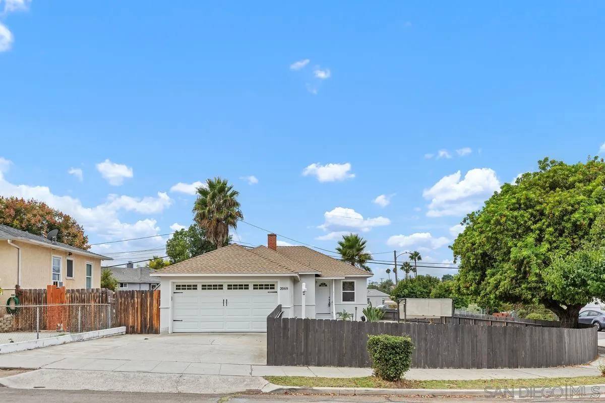 Lemon Grove, CA 91945,2069 Dayton Drive