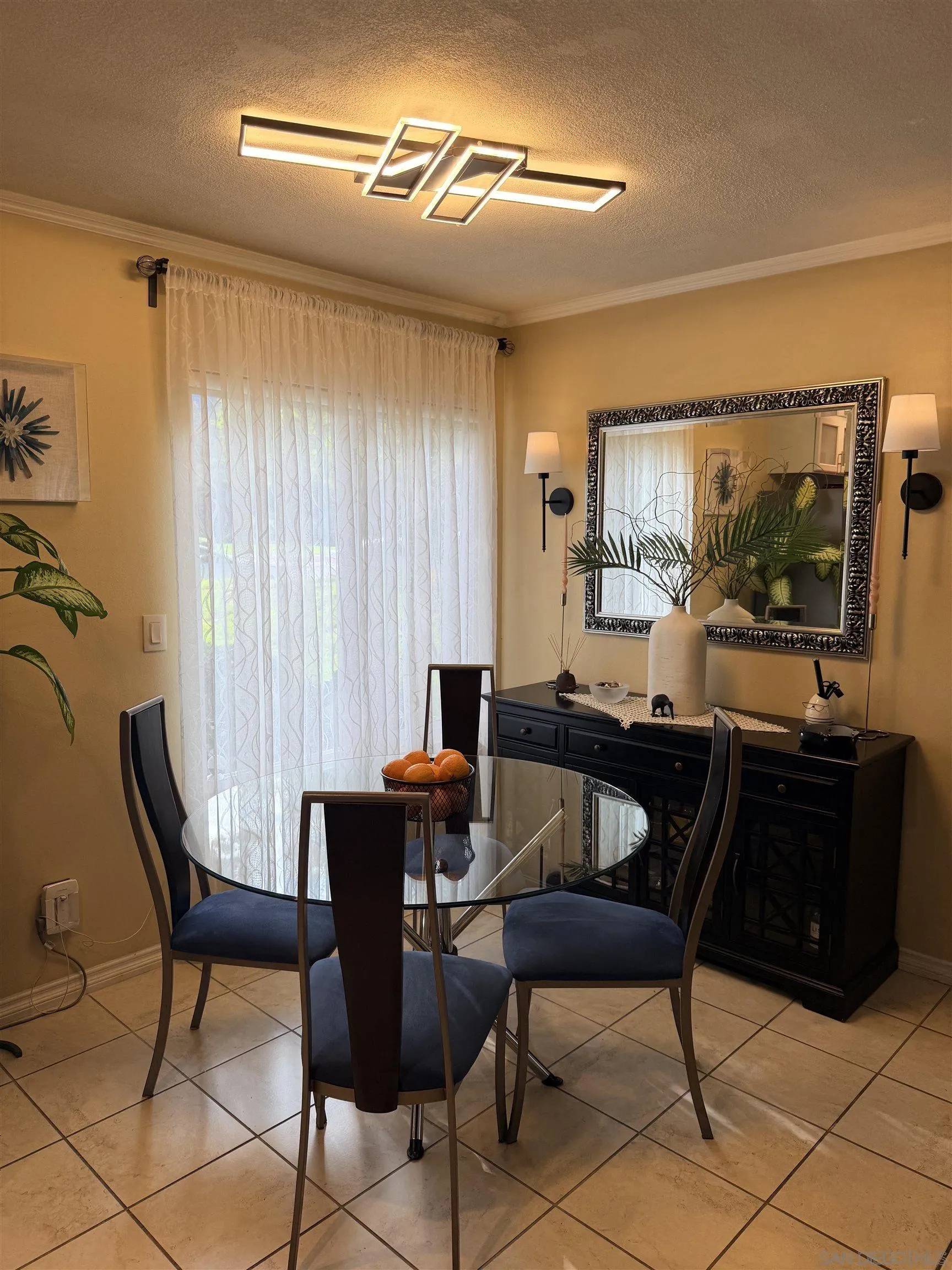 San Diego, CA 92129,11020 Via Parma