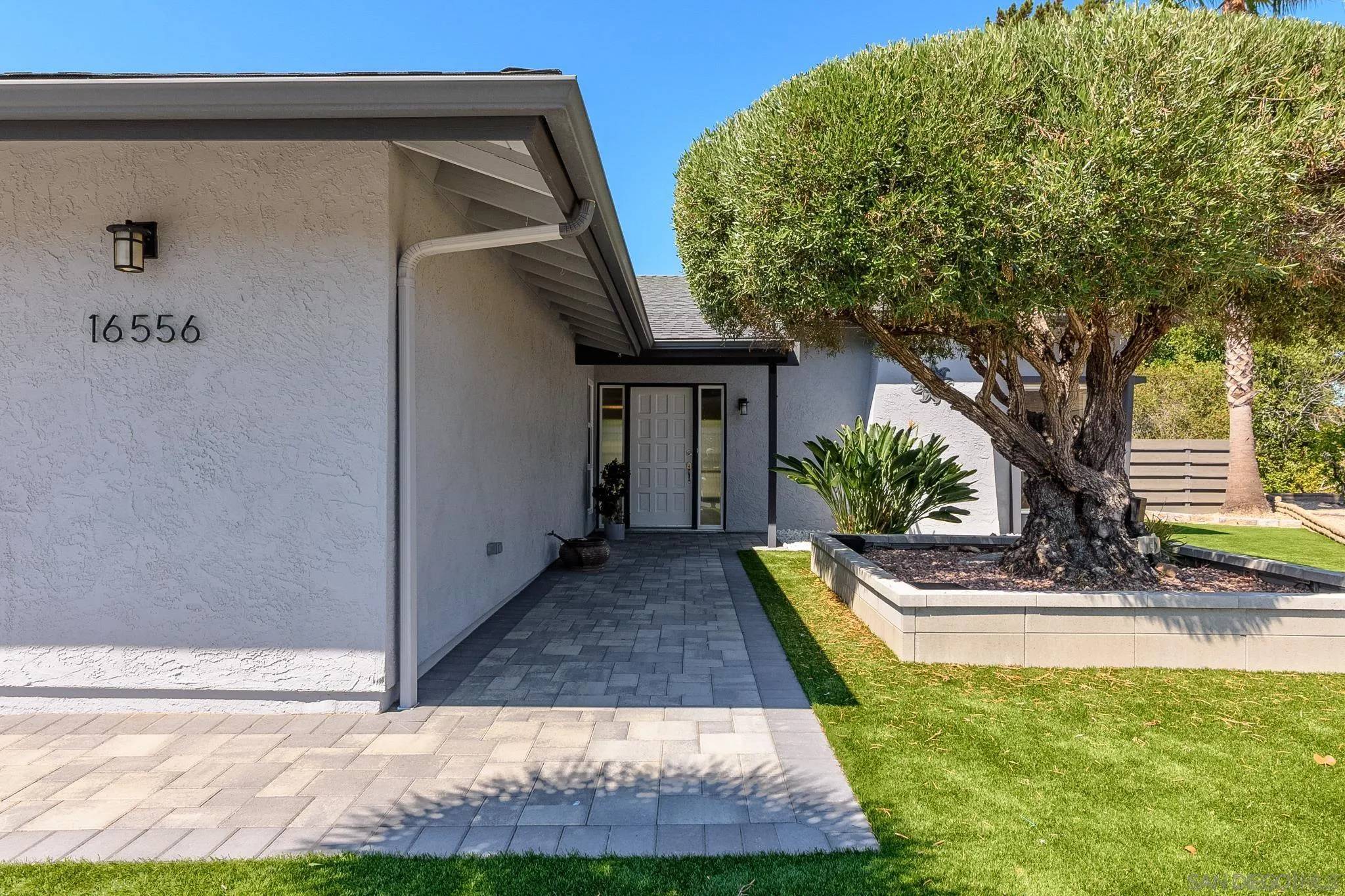 San Diego, CA 92128,16556 Gabarda Rd