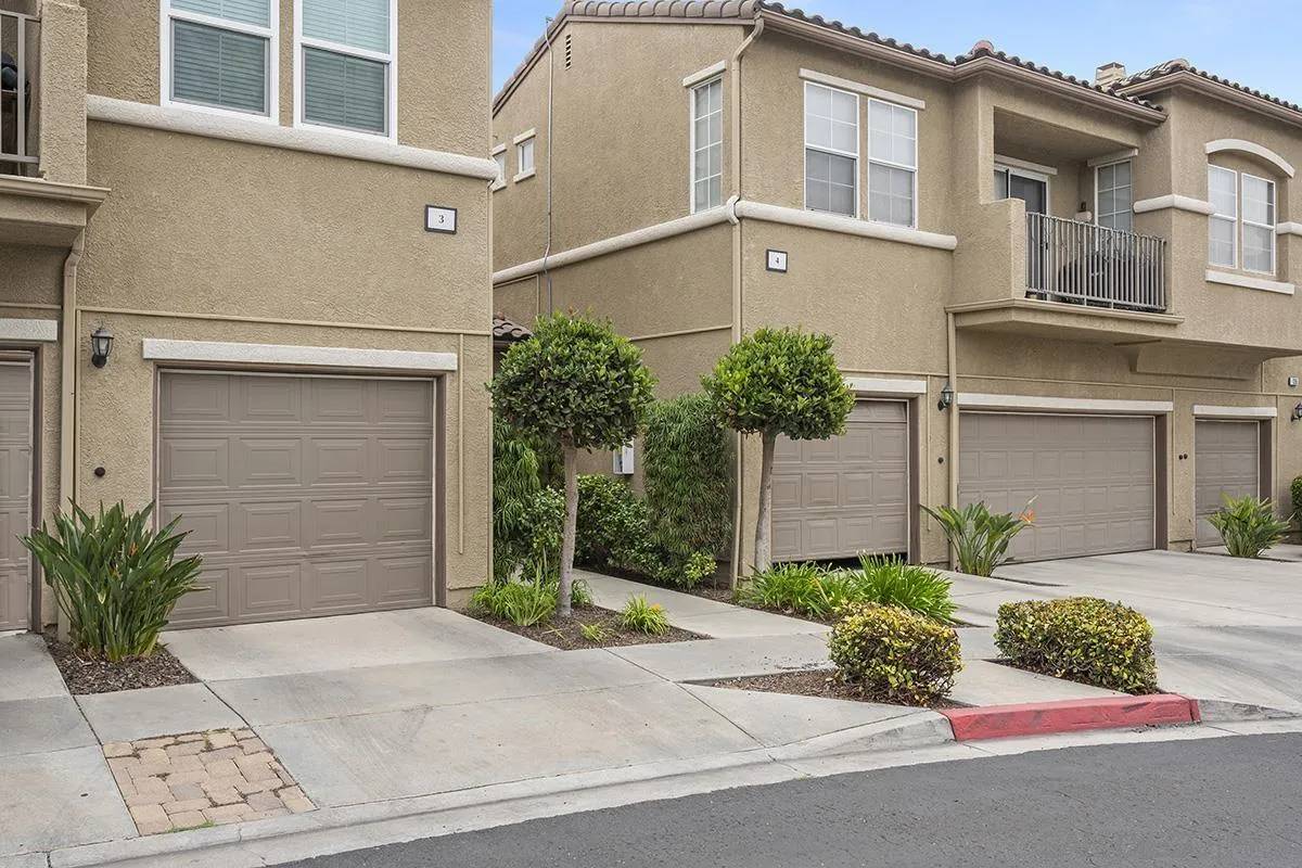 Chula Vista, CA 91913,1395 Caminito Capistrano #3