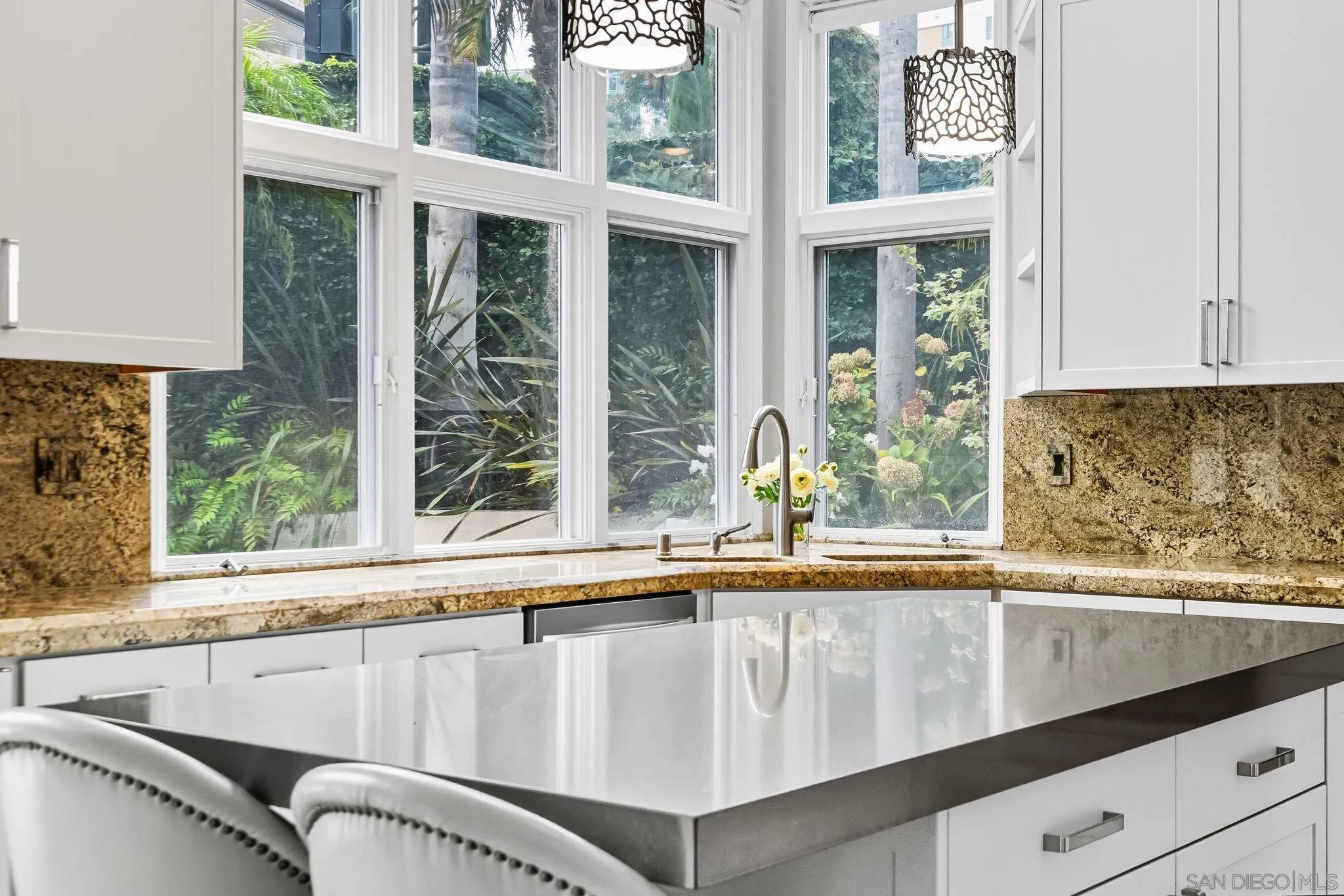 La Jolla, CA 92037,9703 Keeneland Row