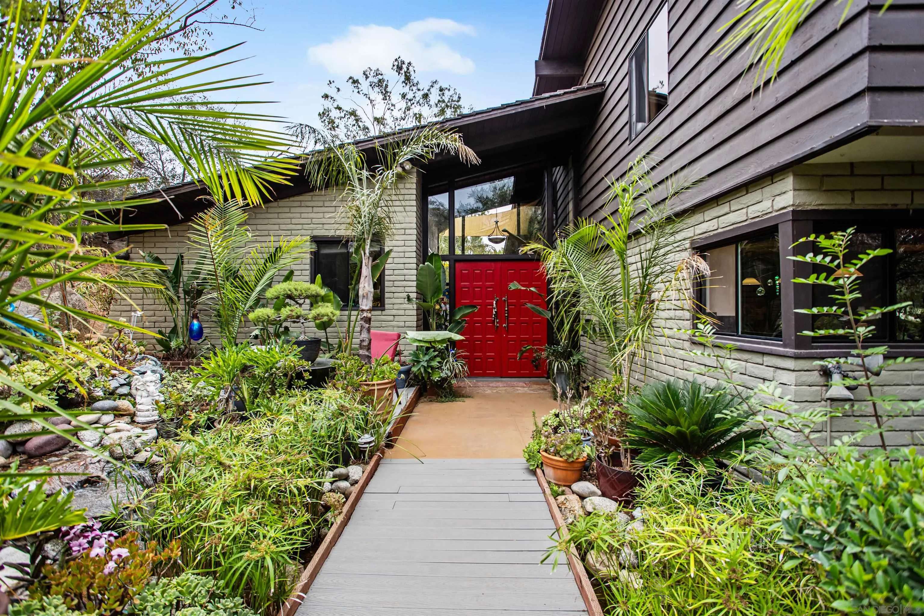 Alpine, CA 91901,2368 Palo Danzante