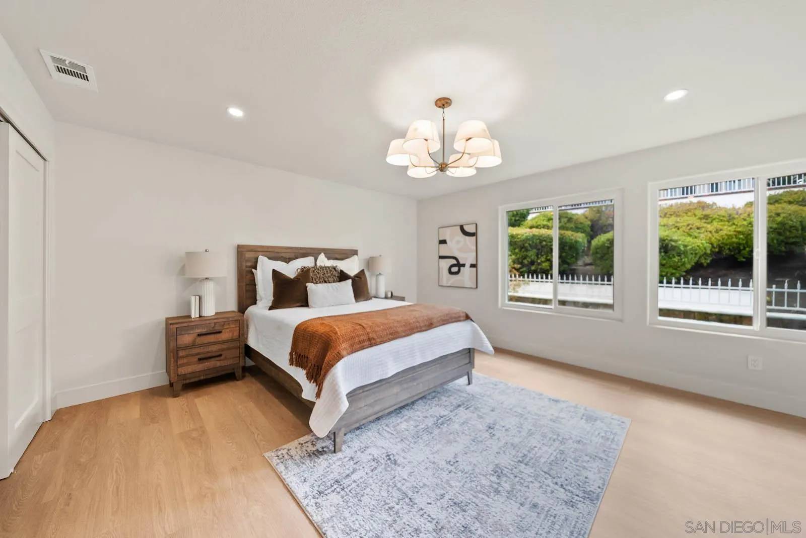 Oceanside, CA 92056,4946 Kalamis Way
