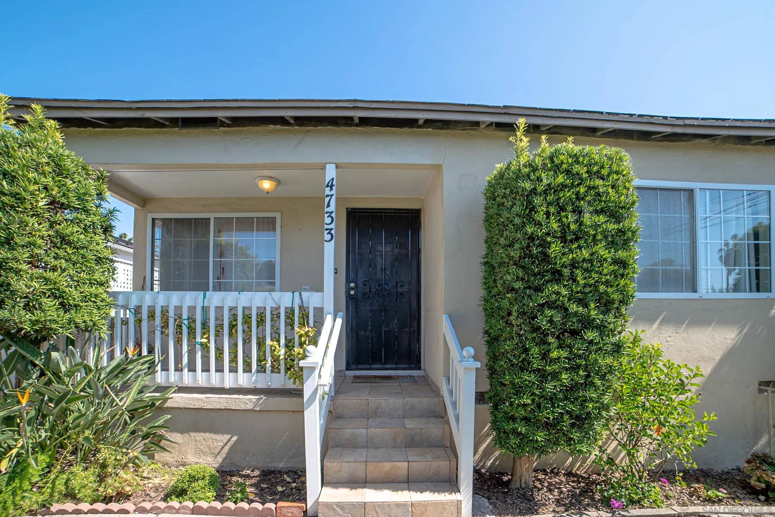 San Diego, CA 92109,4733 Ingraham St.