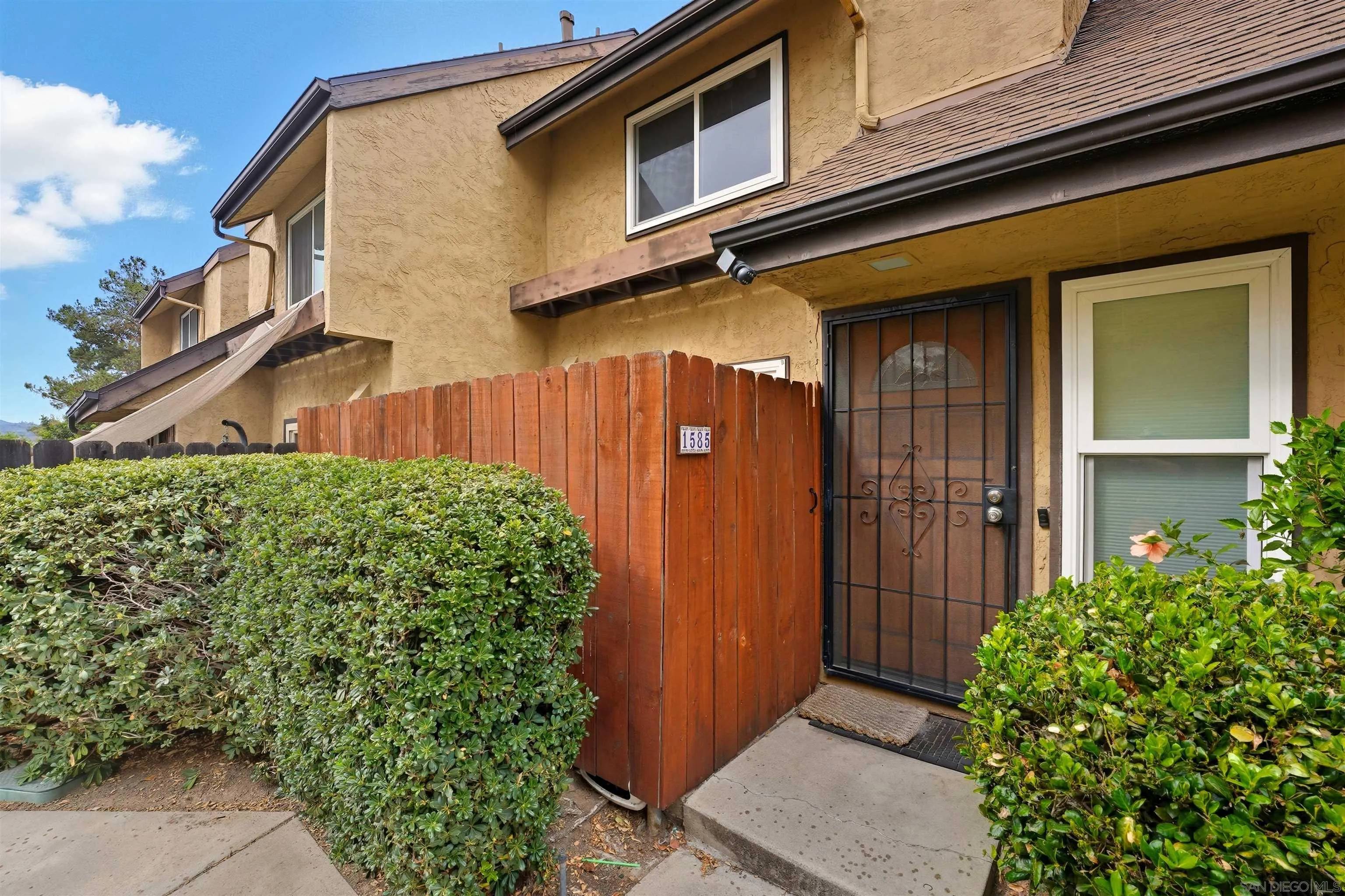 El Cajon, CA 92021,1585 Stone Edge Cir