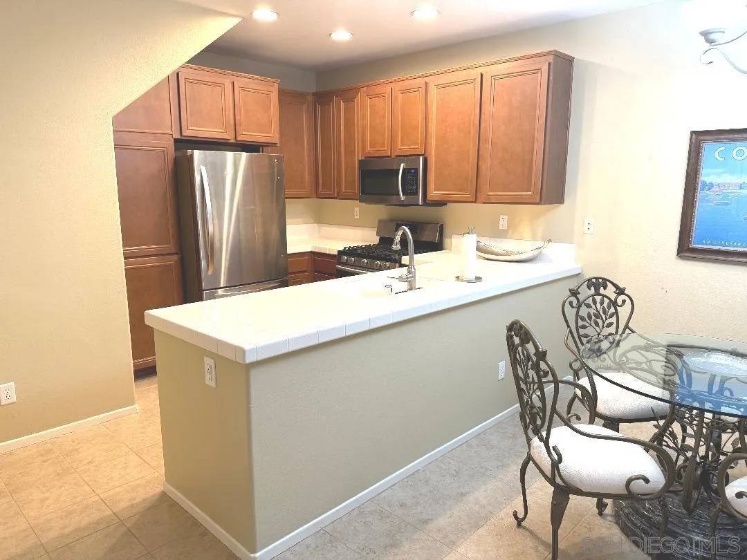 San Diego, CA 92127,16935 Laurel Hill Lane #171