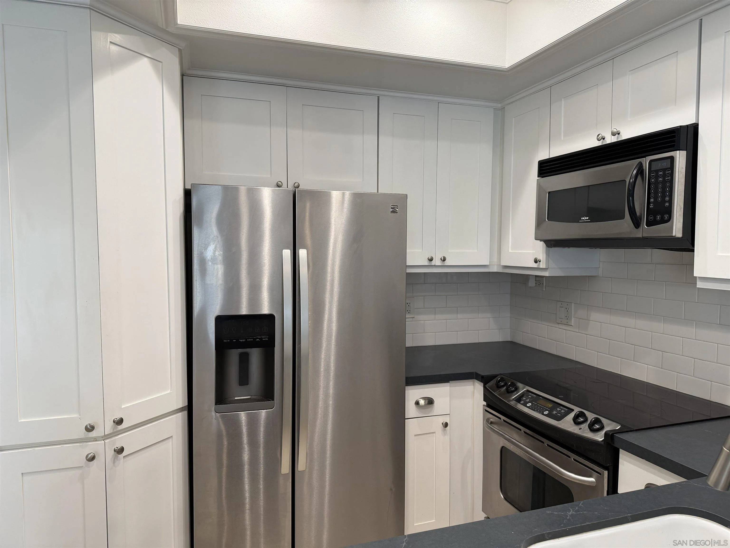 San Diego, CA 92101,620 State St #115