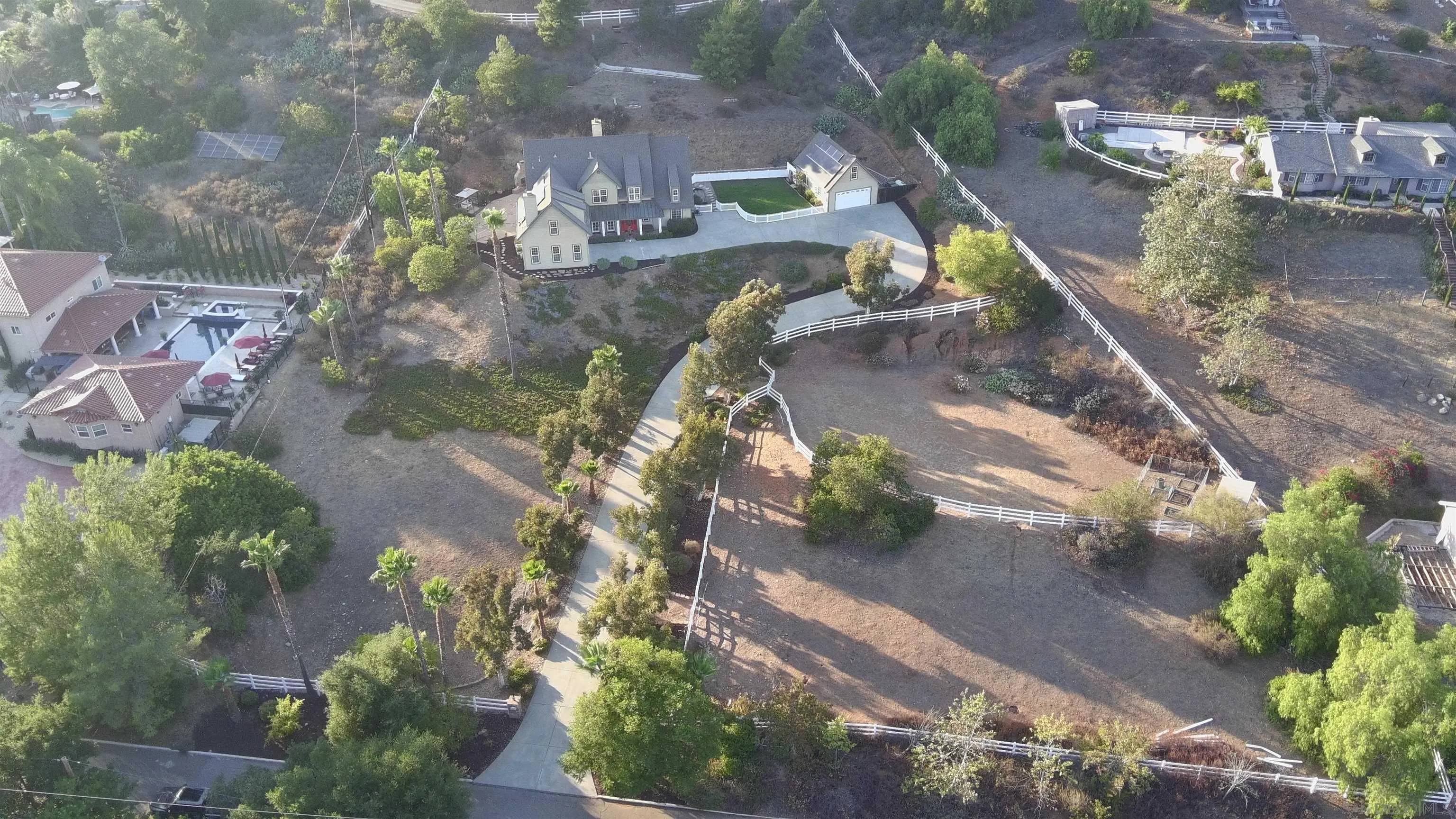 Fallbrook, CA 92028,2543 Daisy Ln