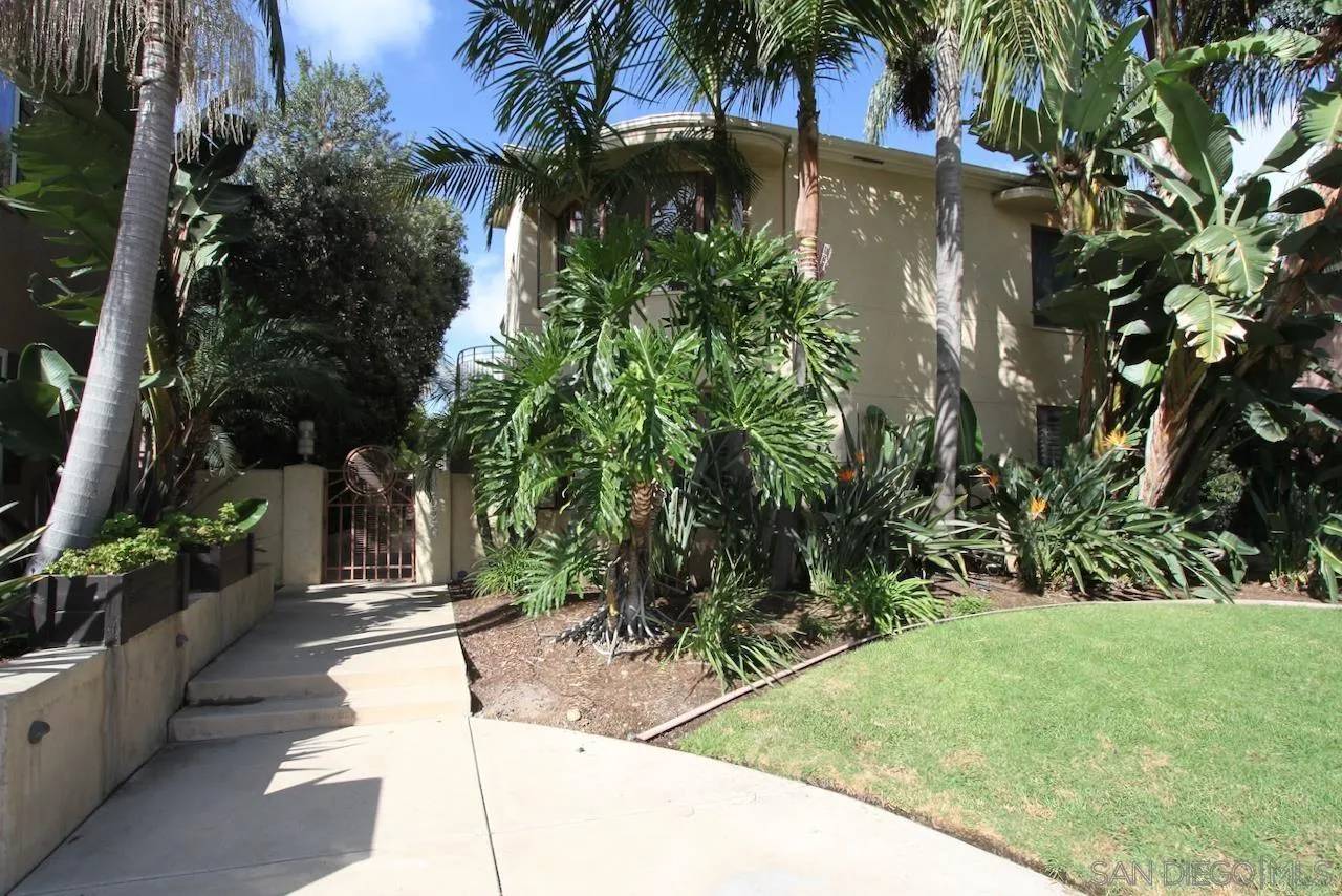 San Diego, CA 92103,3620 Park Blvd #11