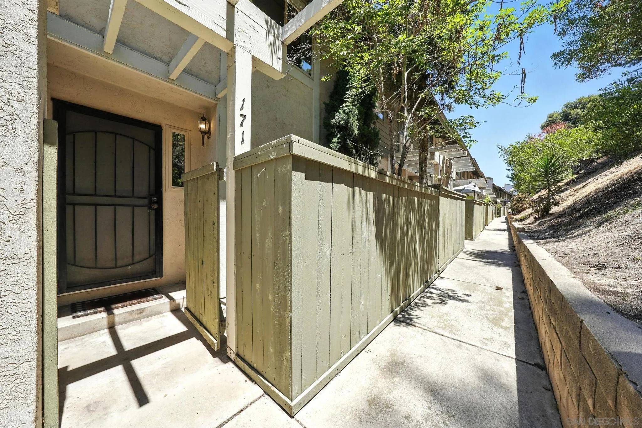 San Diego, CA 92115,3930 60th Street #171