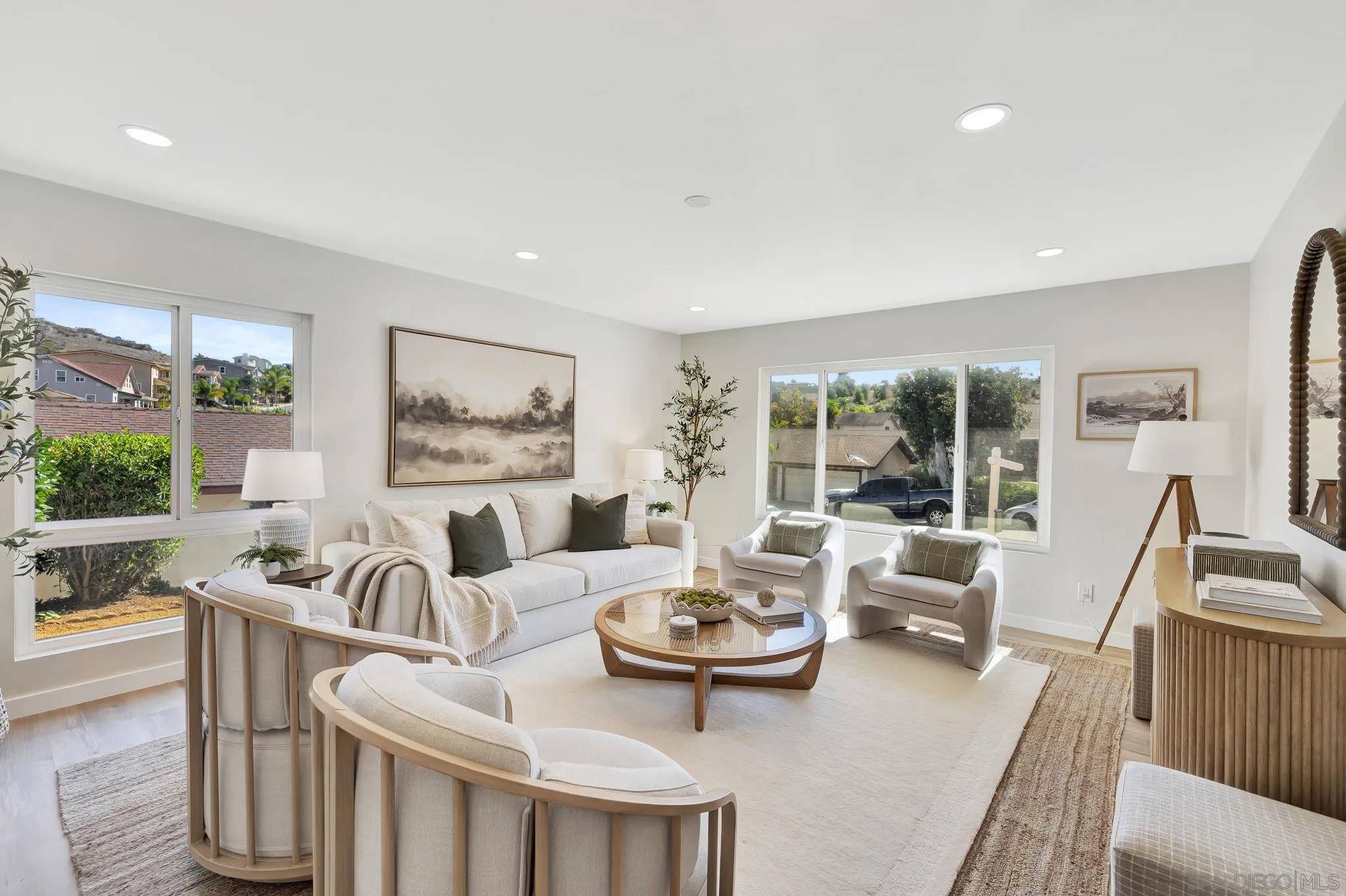 San Diego, CA 92129,11384 Almazon St