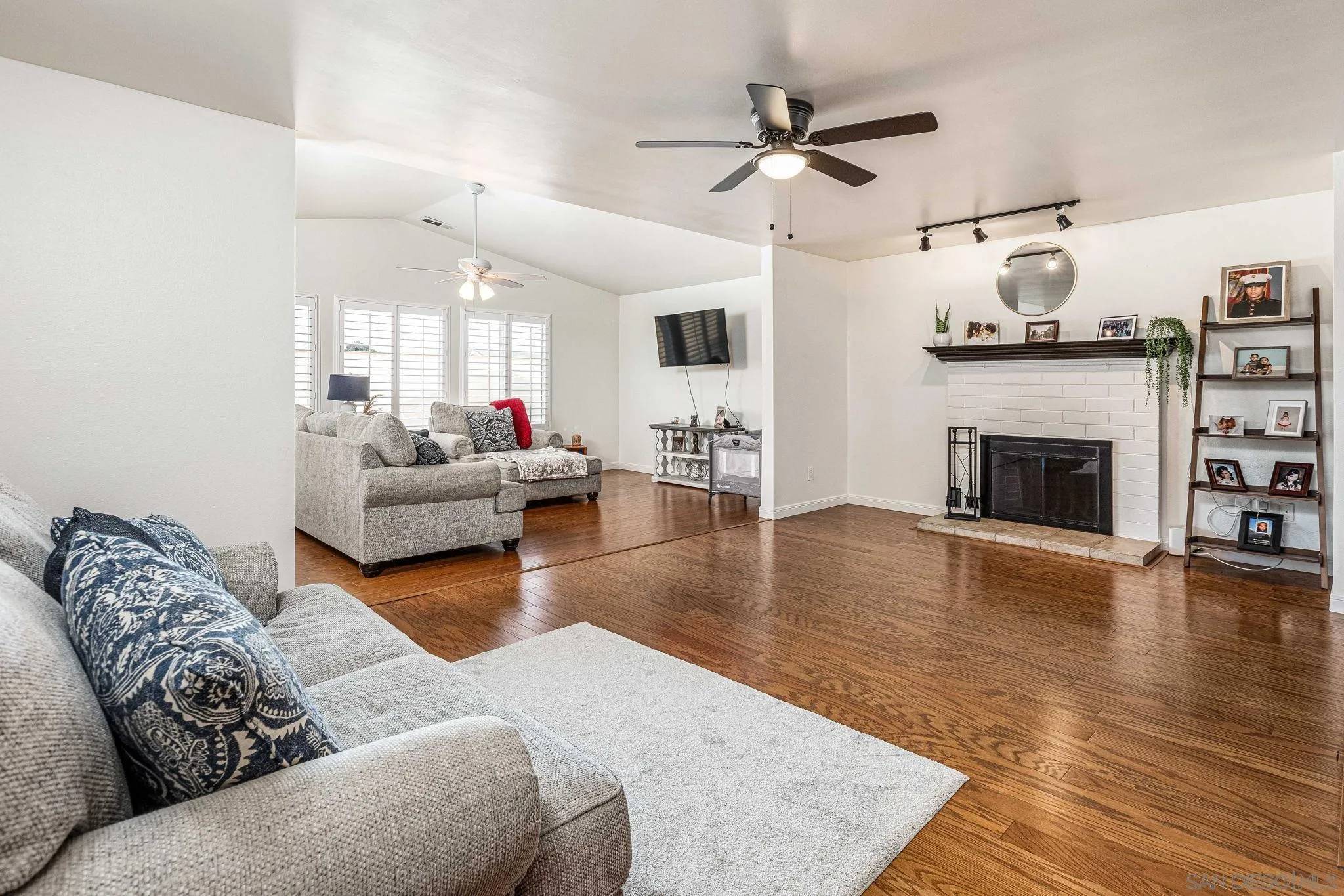 San Diego, CA 92154,3672 Byrd st