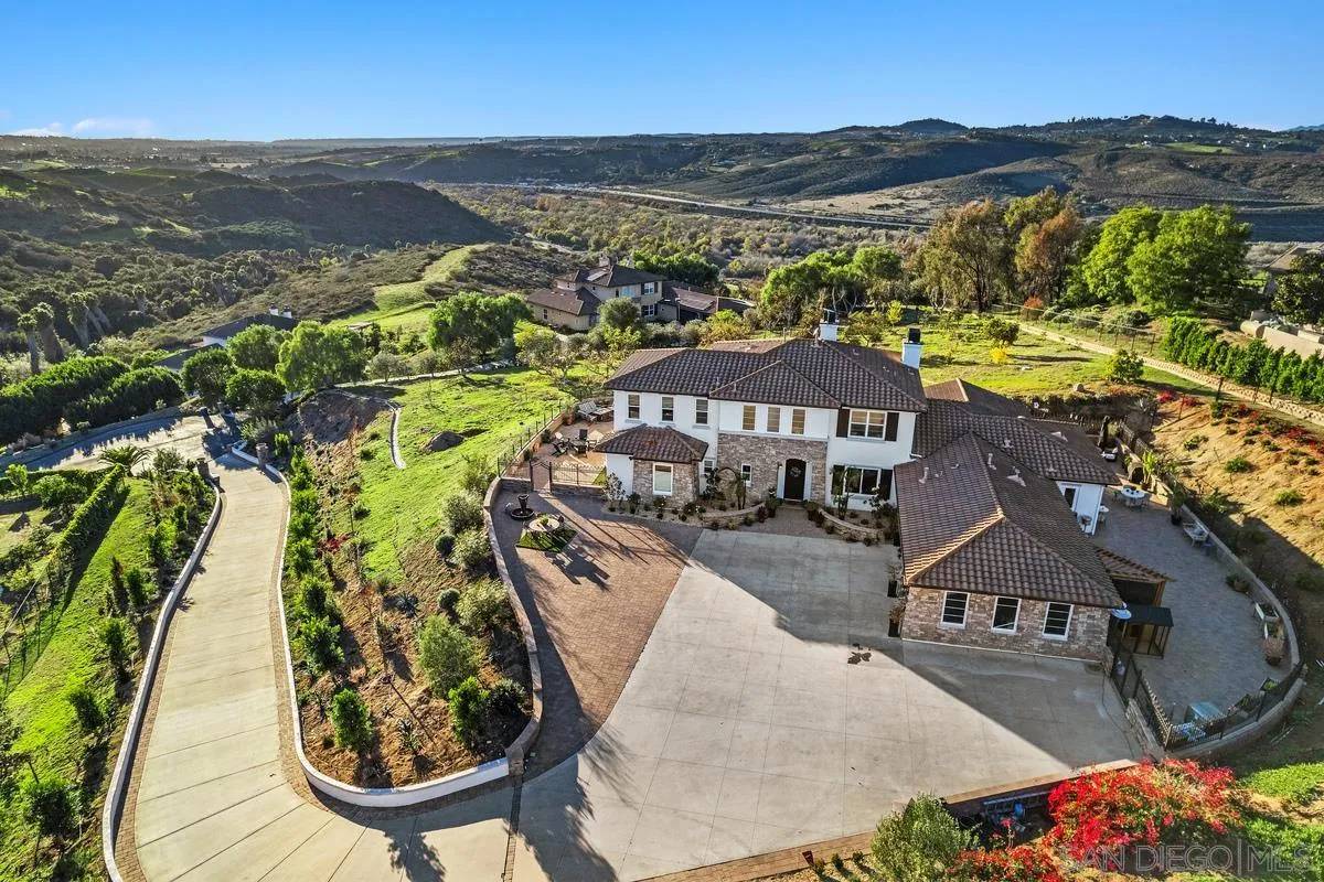 Bonsall, CA 92003,1210 Clos Duval