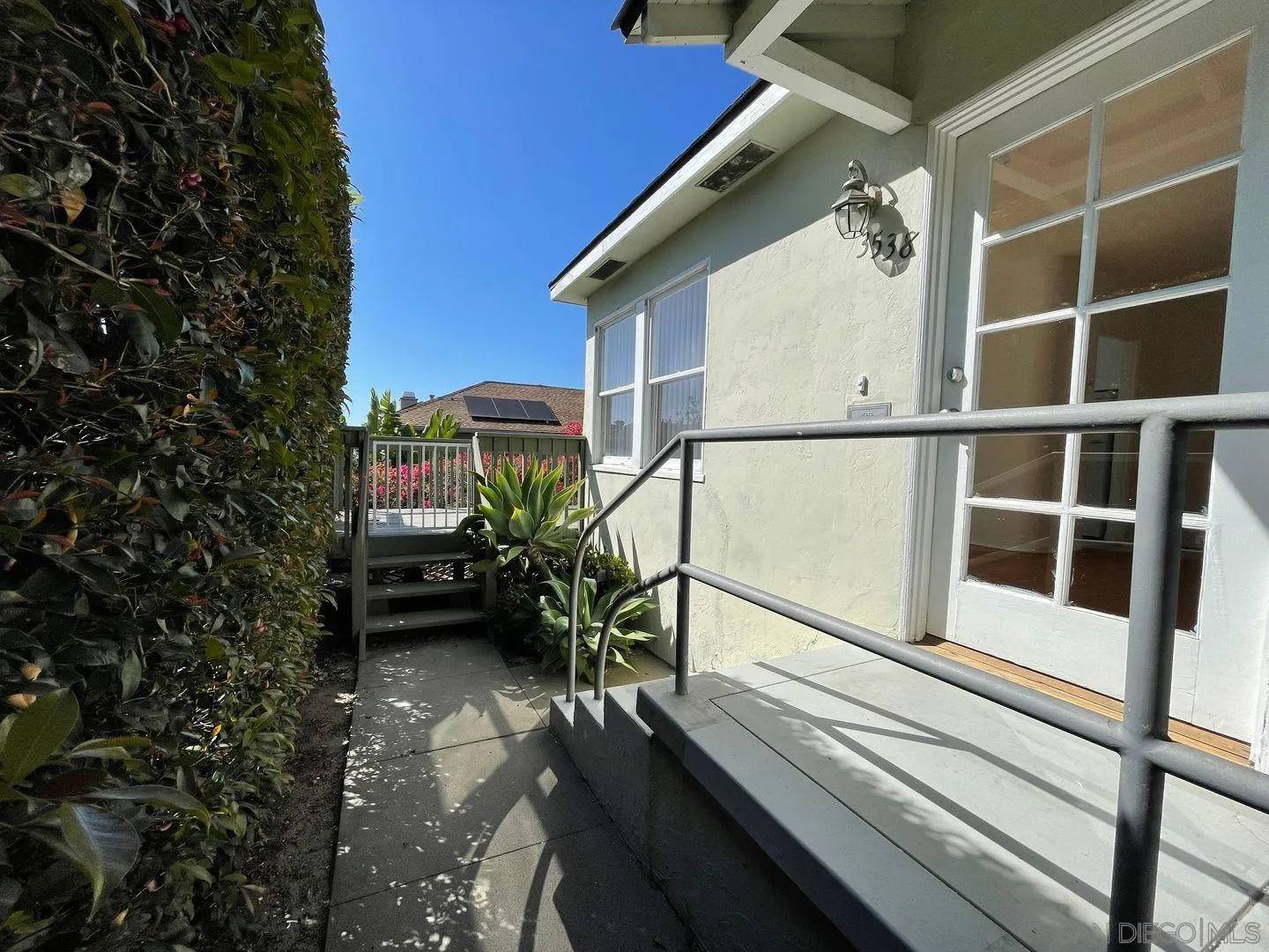 San Diego, CA 92103,3538 State St