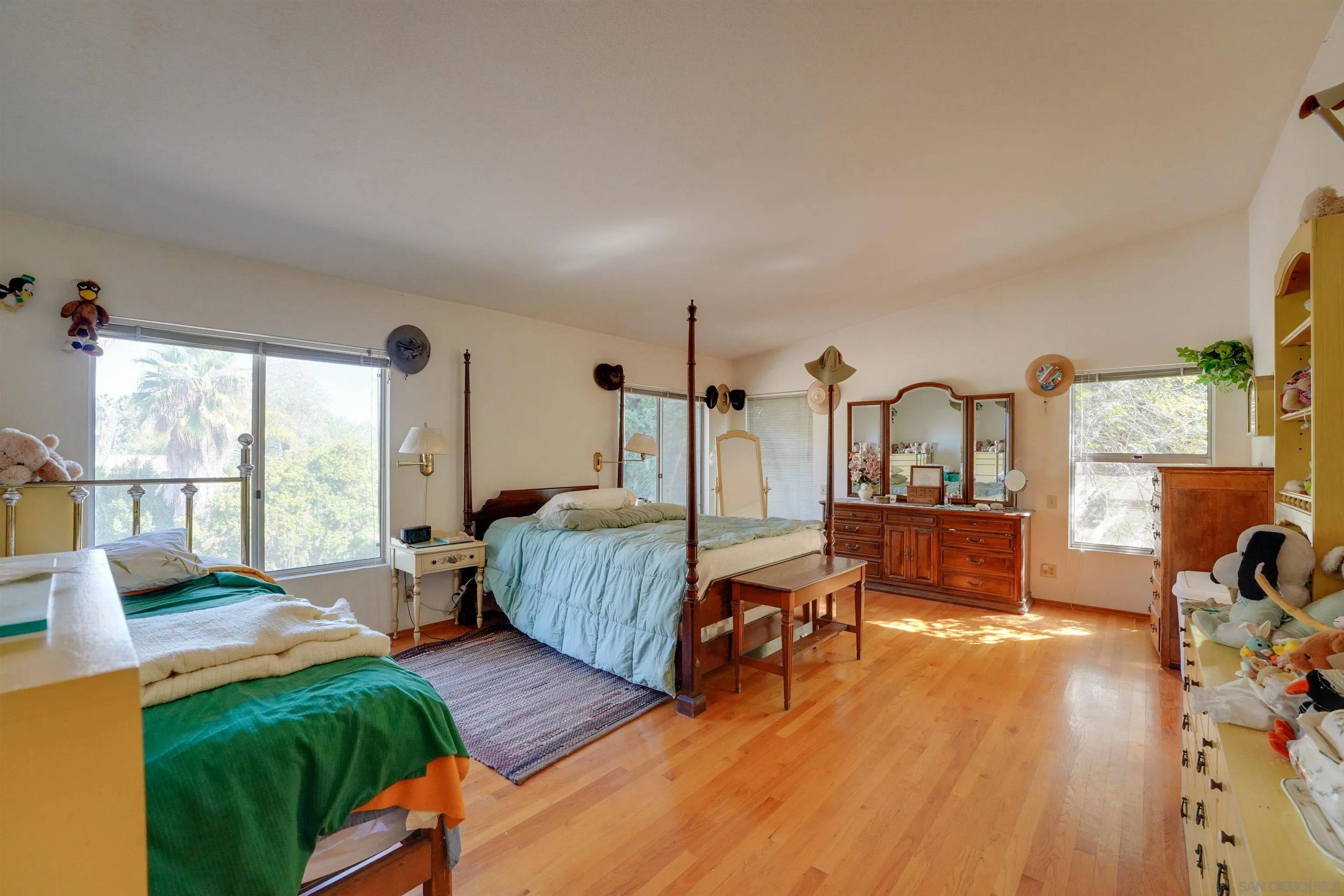 El Cajon, CA 92020,11446 Meadow Creek Road