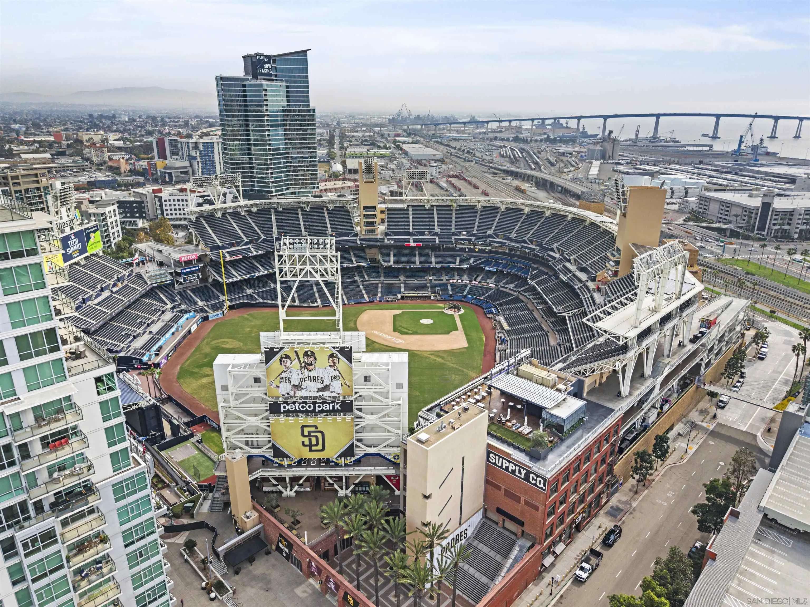 San Diego, CA 92101,325 7Th Ave #215