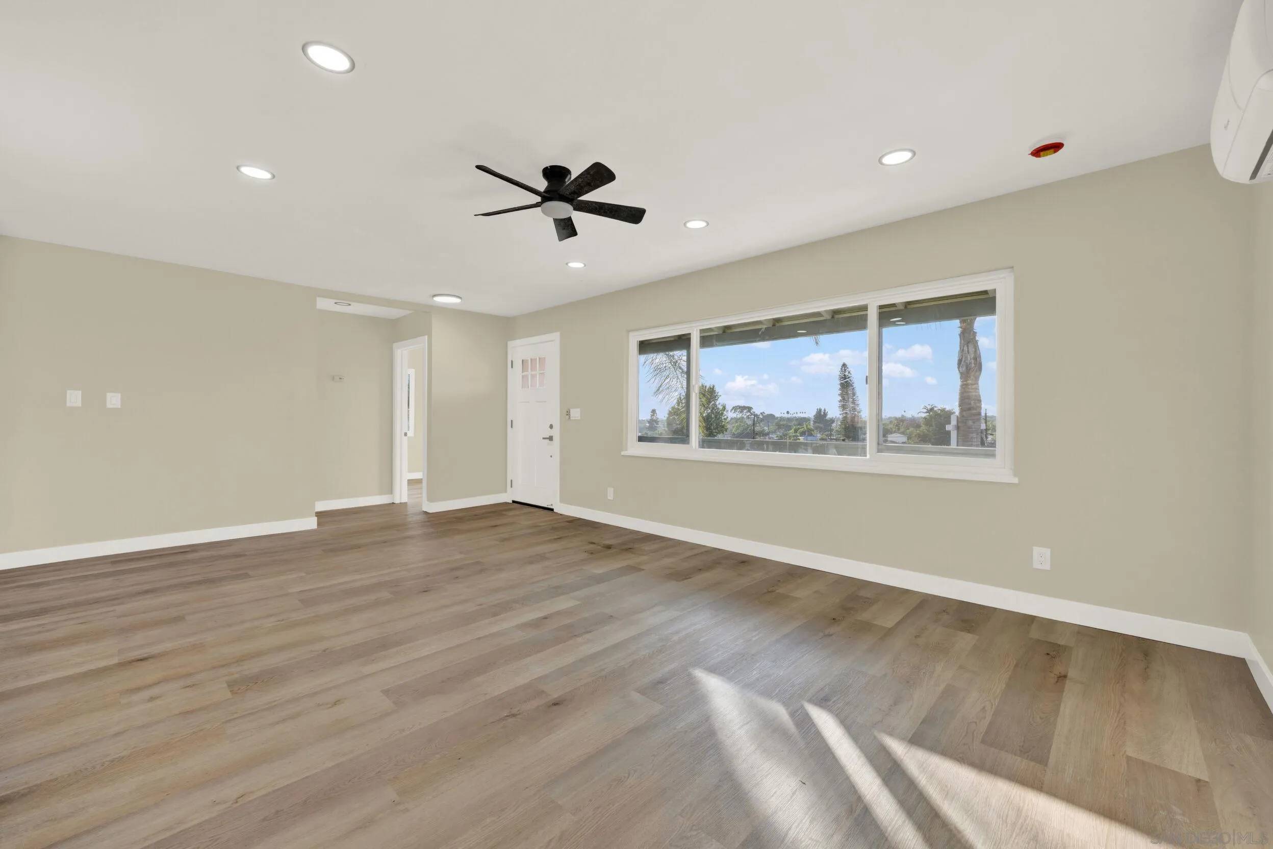 San Diego, CA 92105,2151 54th