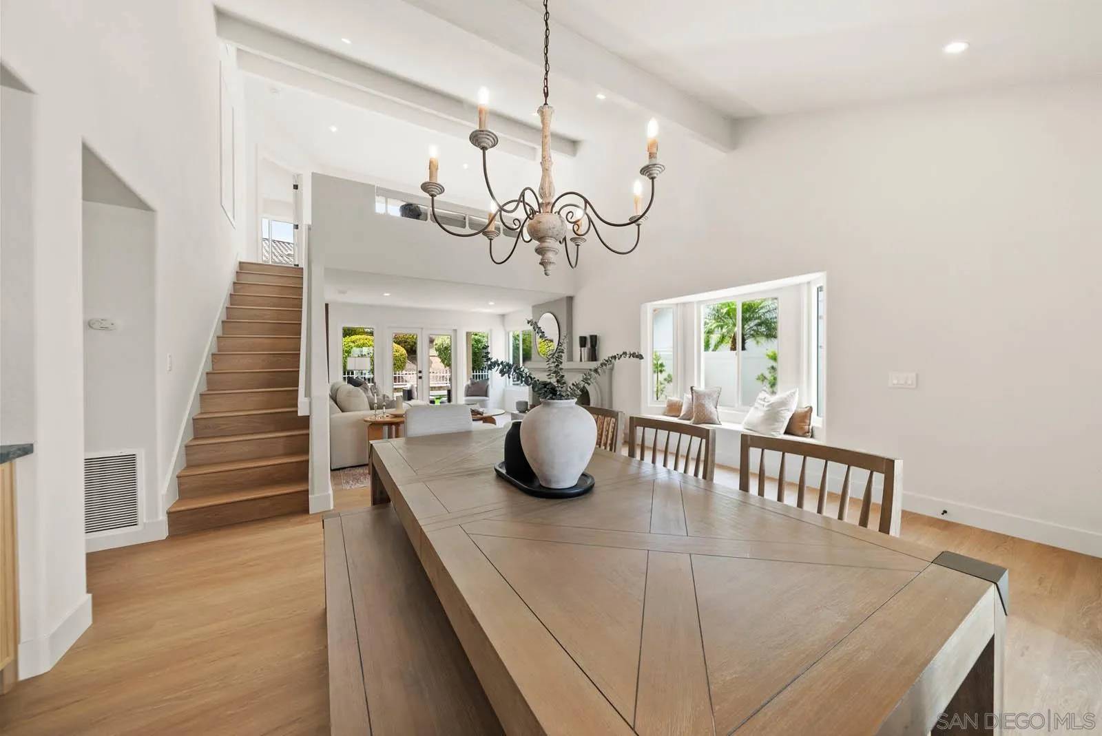 Oceanside, CA 92056,4946 Kalamis Way