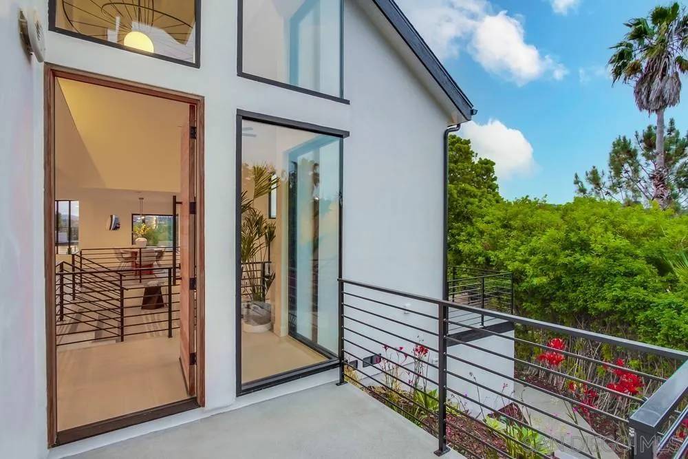 Encinitas, CA 92024,1429 Trabert Ranch Rd