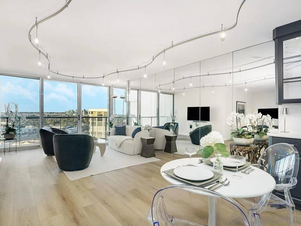 Coronado, CA 92118,1720 Avenida del Mundo #1601