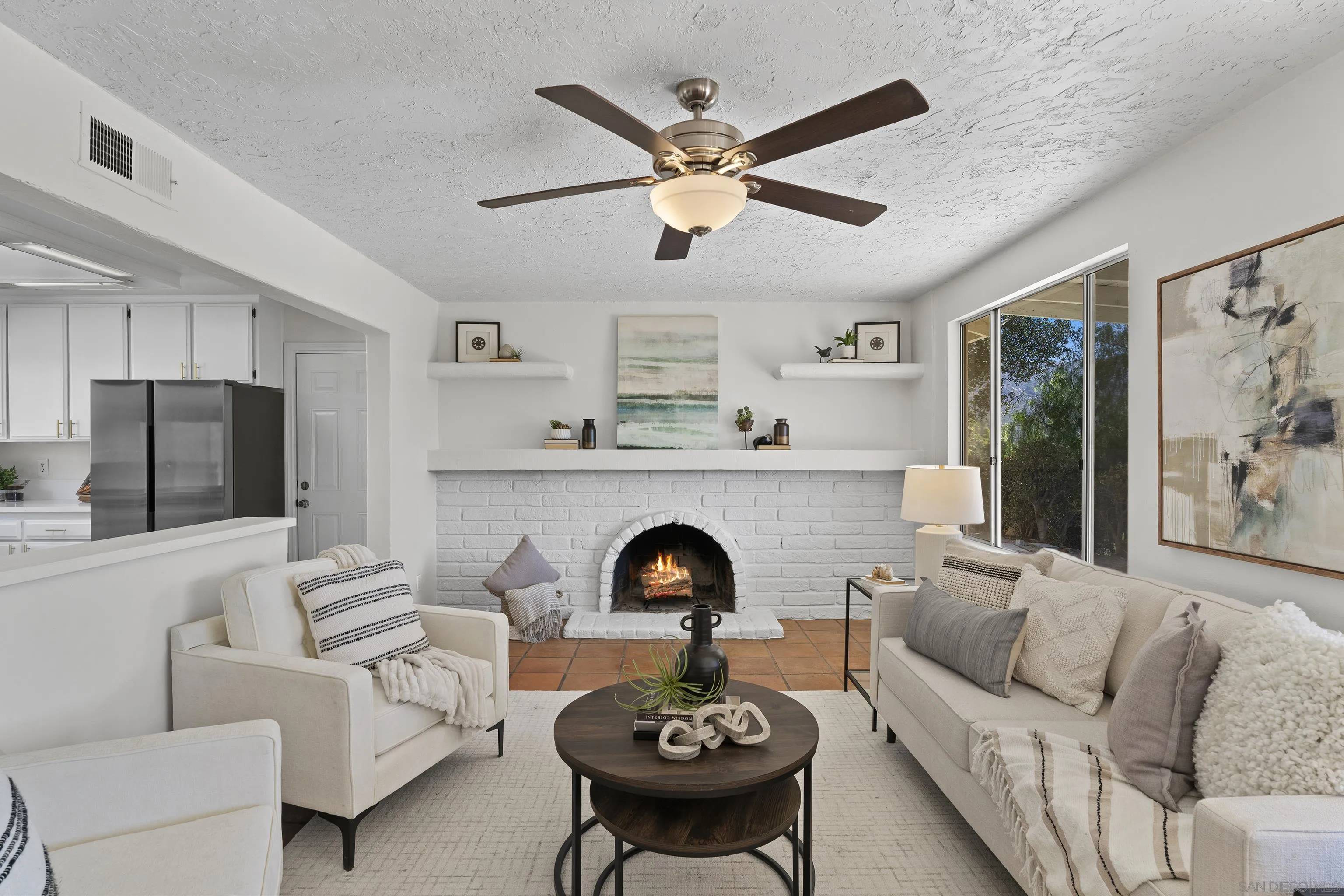 El Cajon, CA 92019,224 W Noakes St