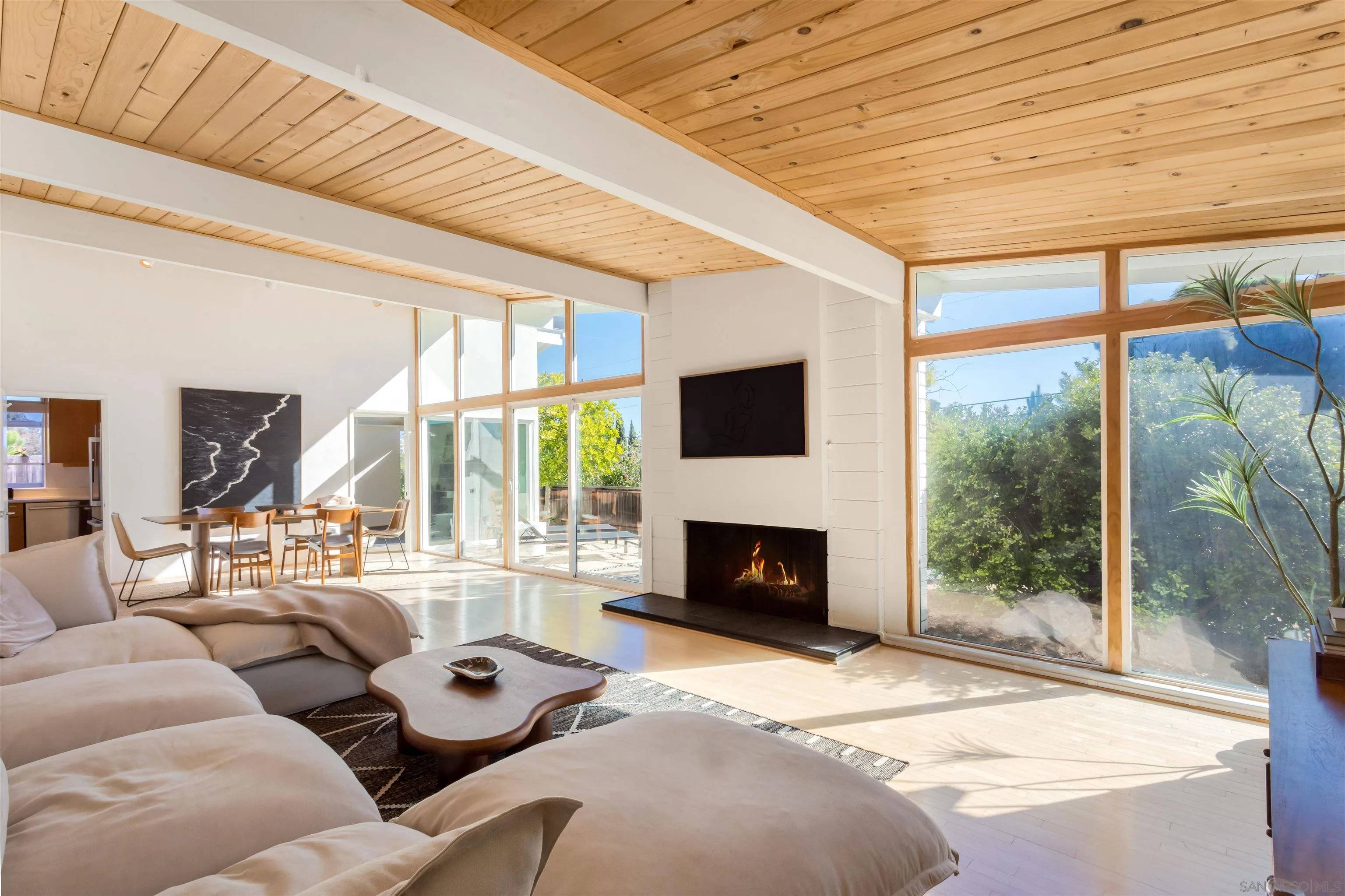 La Jolla, CA 92037,3084 Cranbrook Court