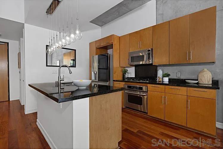 San Diego, CA 92101,1050 Island Ave #110