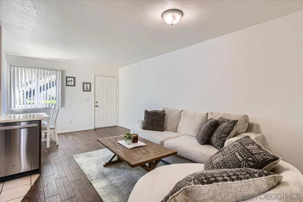 San Diego, CA 92113,3770 National Ave #2