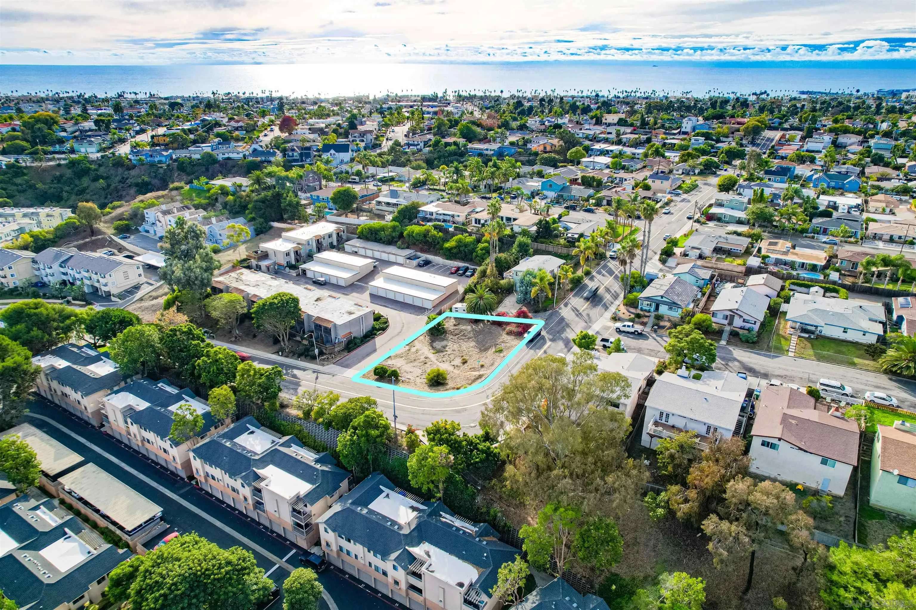 Oceanside, CA 92054,1635 Minnesota Ave