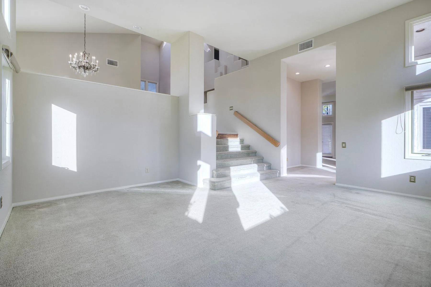 Escondido, CA 92029,1930 MOUNTAIN VALLEY LANE