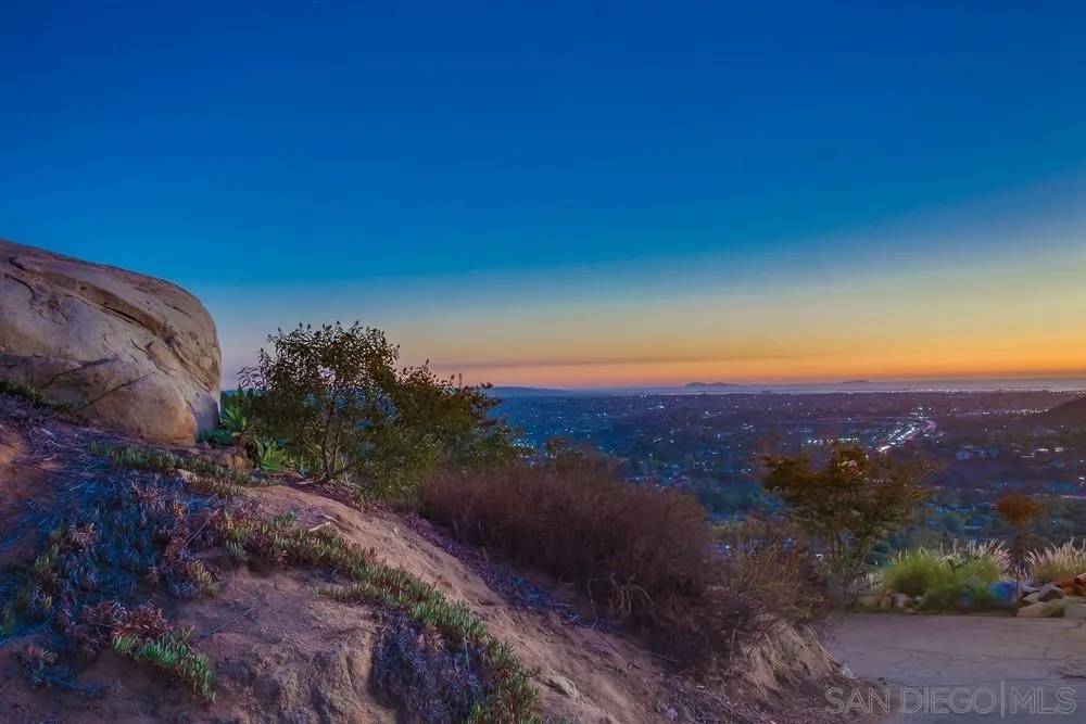 La Mesa, CA 91941,9612 Summit Cir