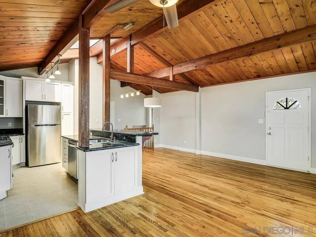 San Diego, CA 92106,3614 Wawona Dr