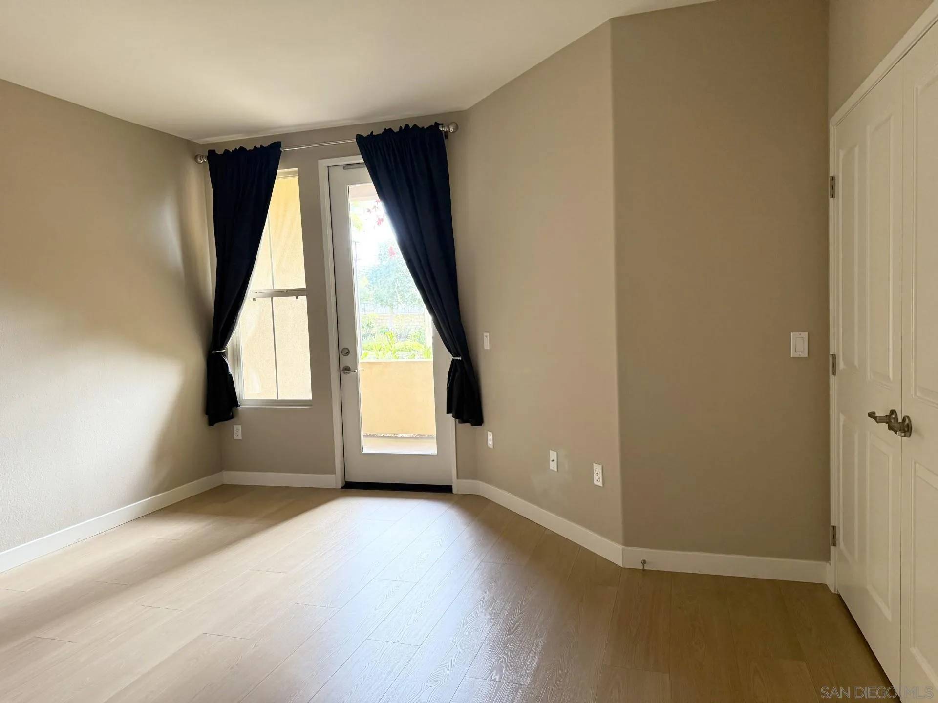 San Diego, CA 92126,11130 Taloncrest Way #13