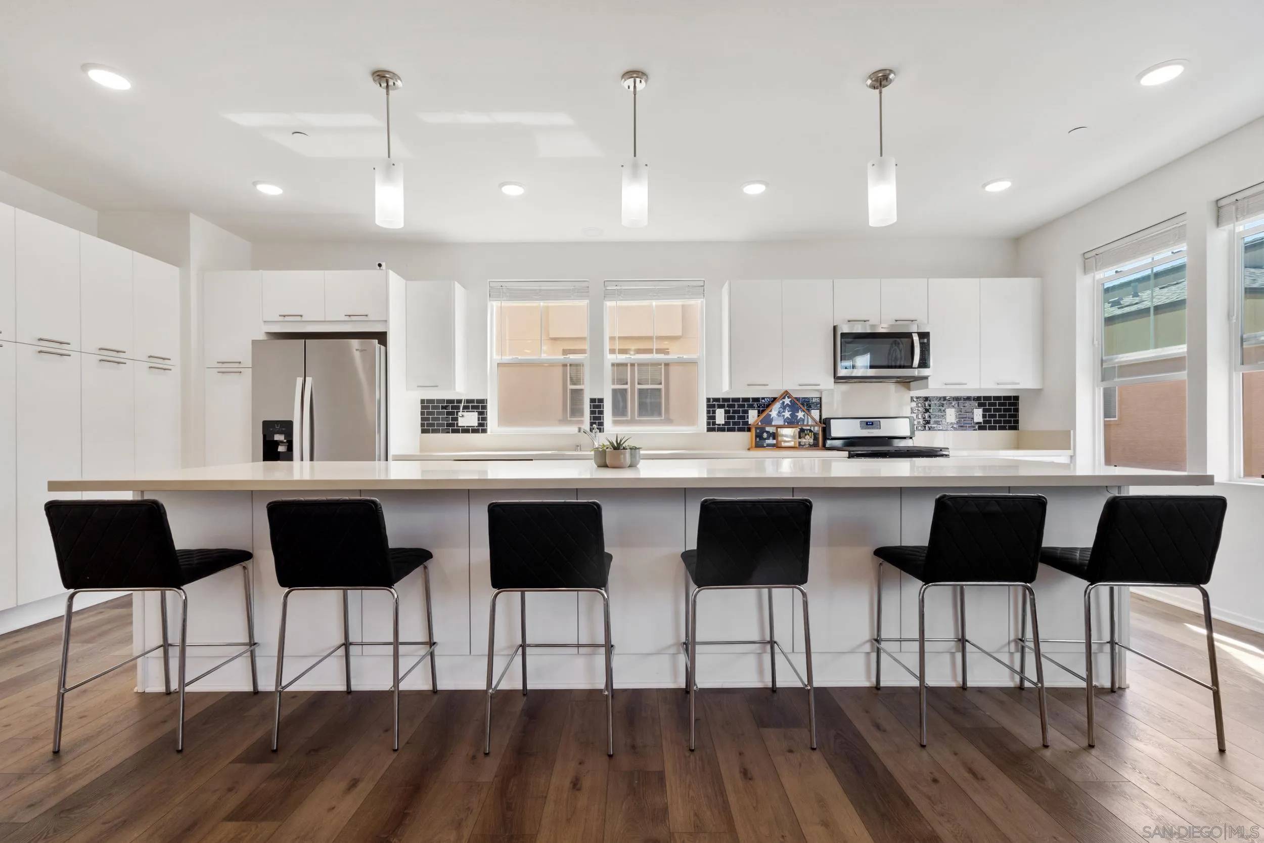 San Diego, CA 92154,5301 Calle Rockfish #98