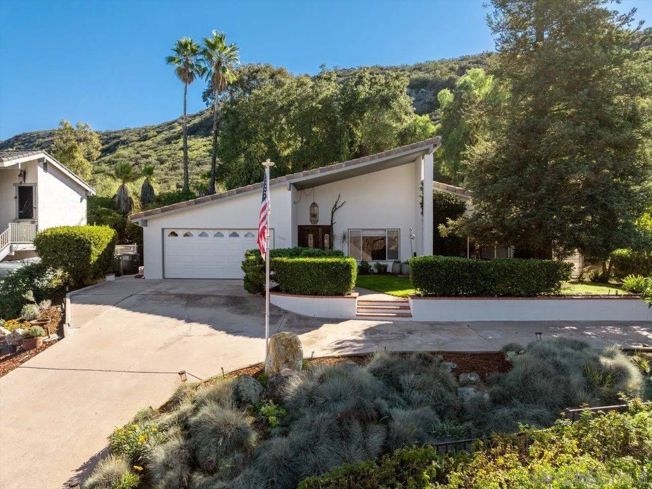 Ramona, CA 92065,16109 Watt Way