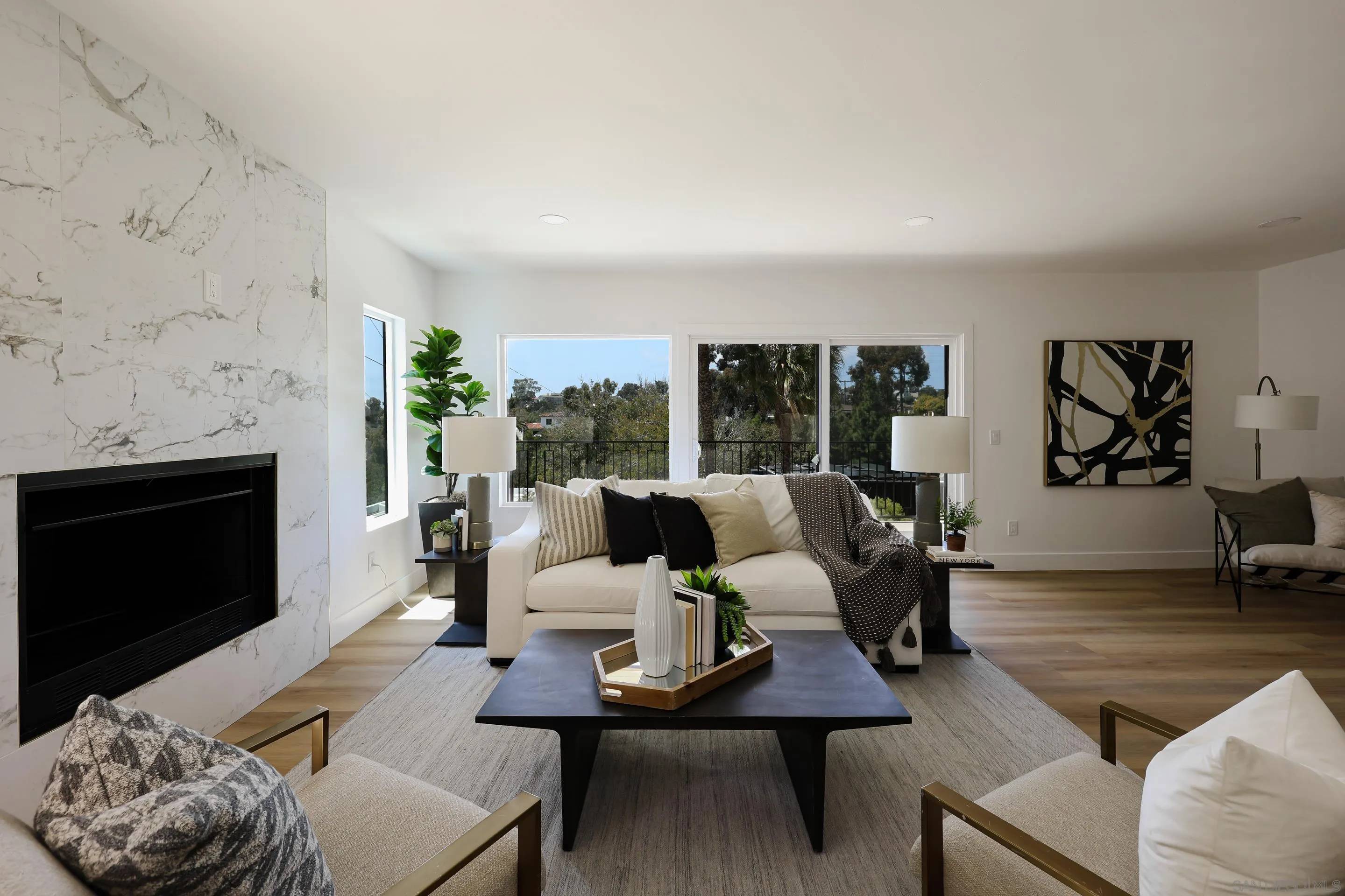 Mission Hills, CA 92103,2861 Brant st.